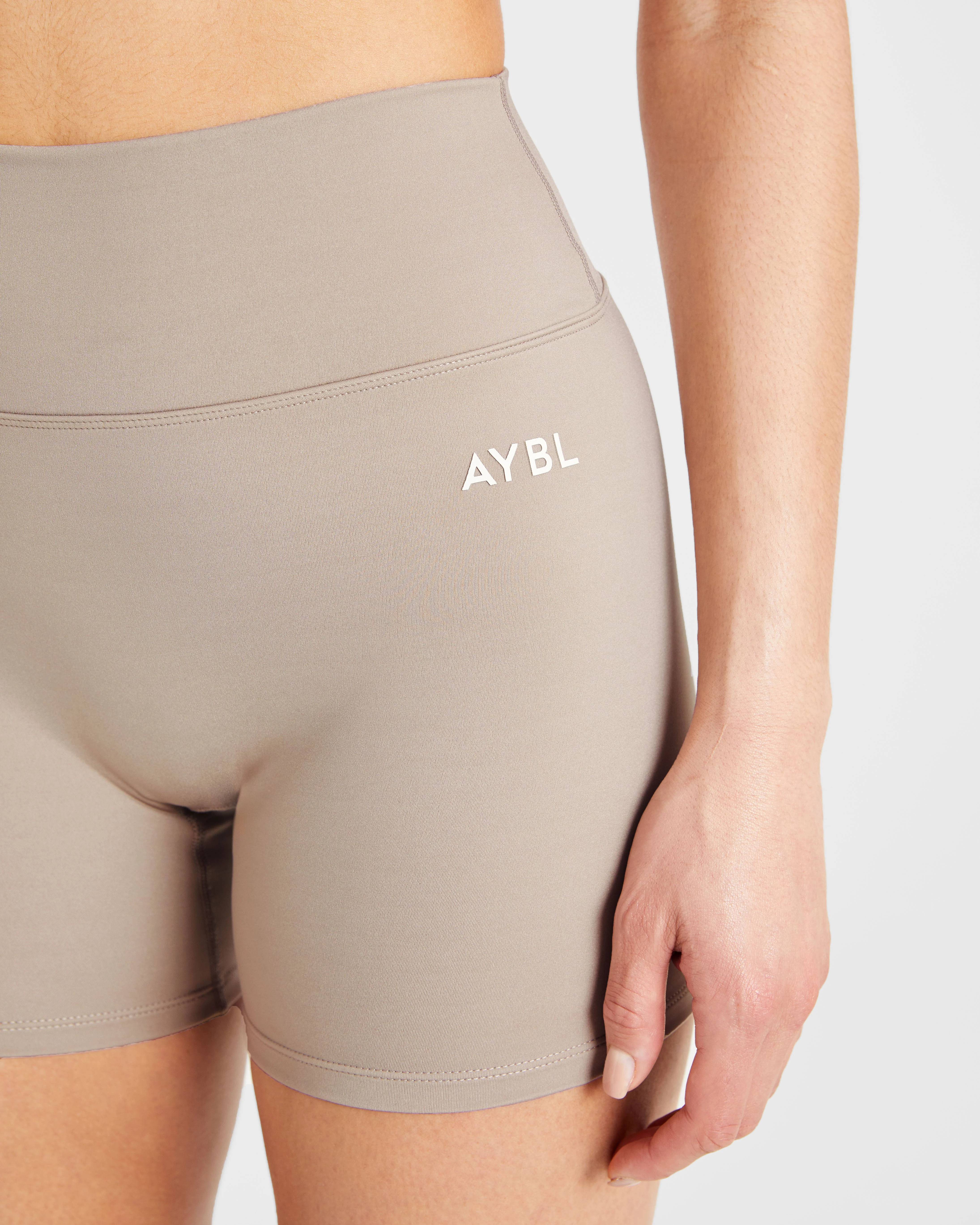 Courtside 5" Shorts - Mocha - Image 5