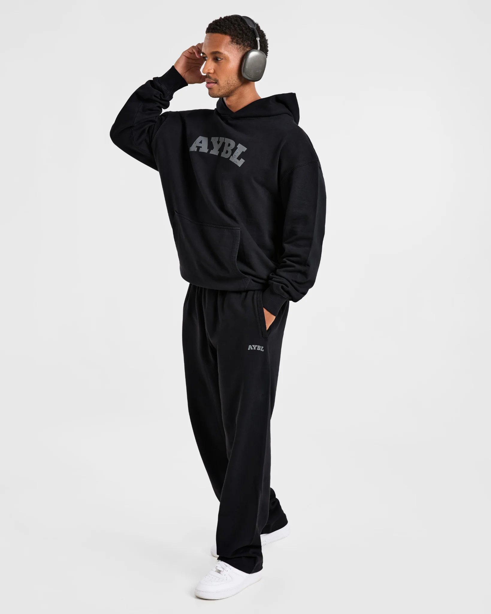 Elite Straight Leg Joggers - Noir/Charcoal - Image 7