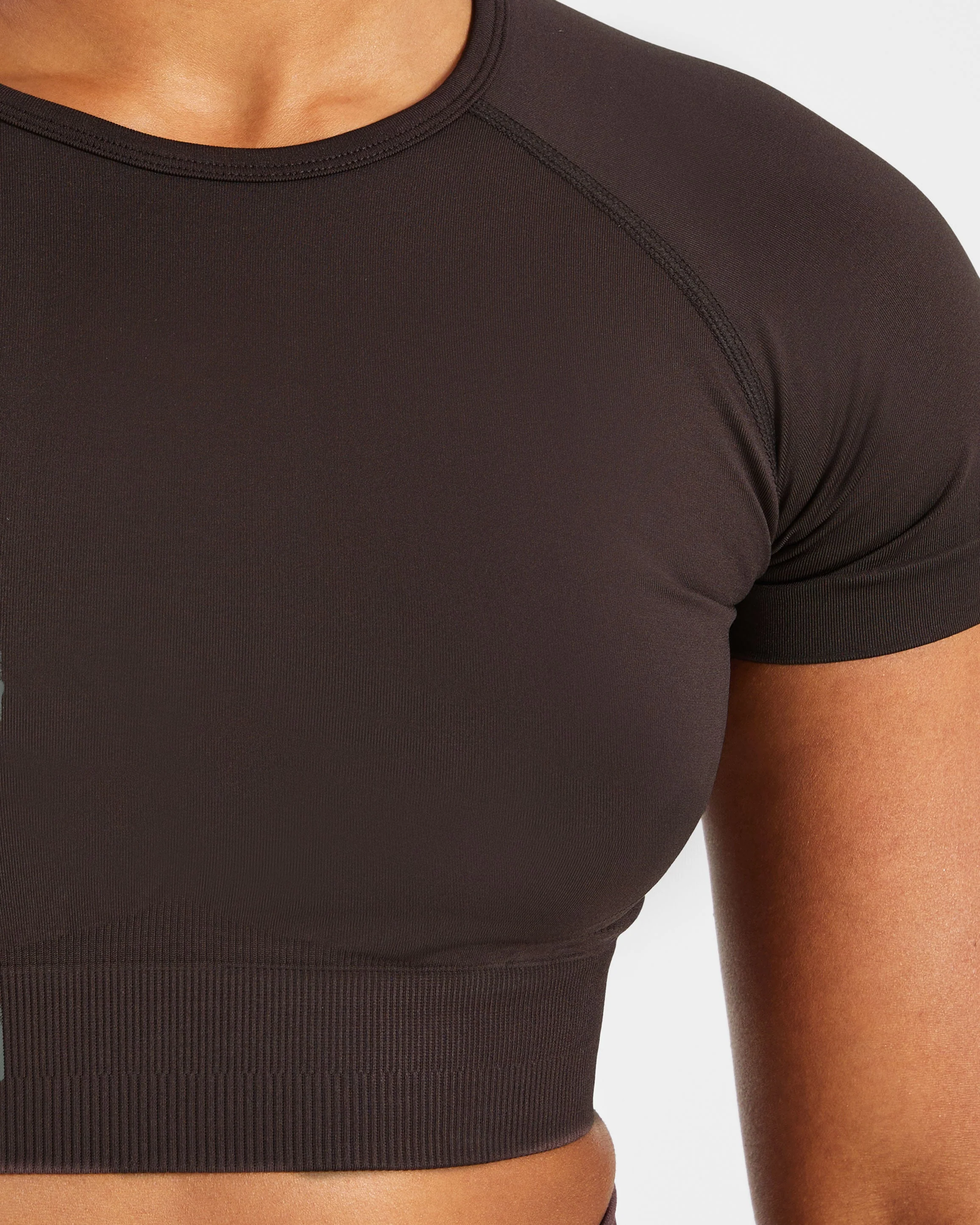 Empower Seamless Crop Top - Cocoa Marron - Image 5