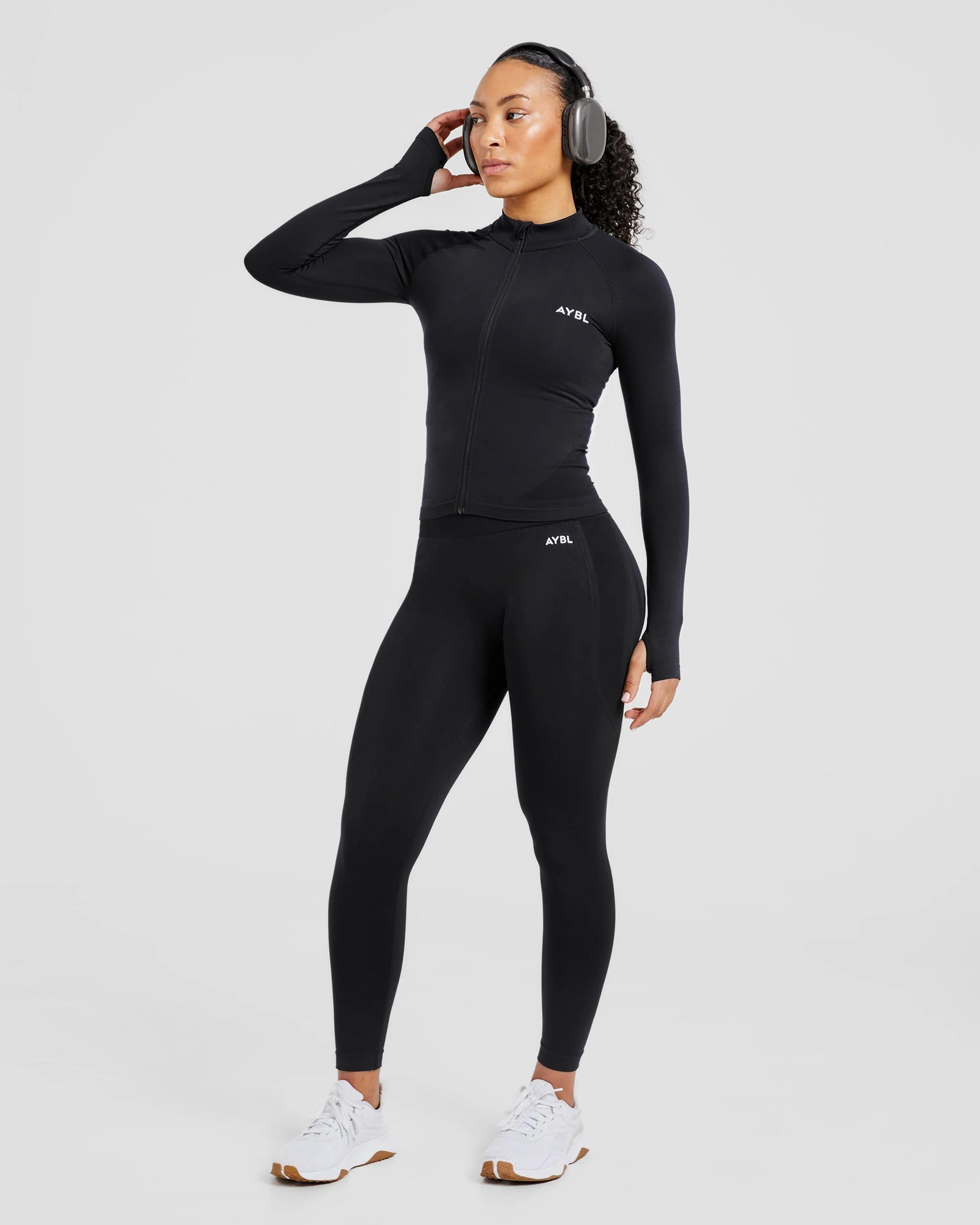 Empower Seamless Full Zip Jacket - Noir - Image 7