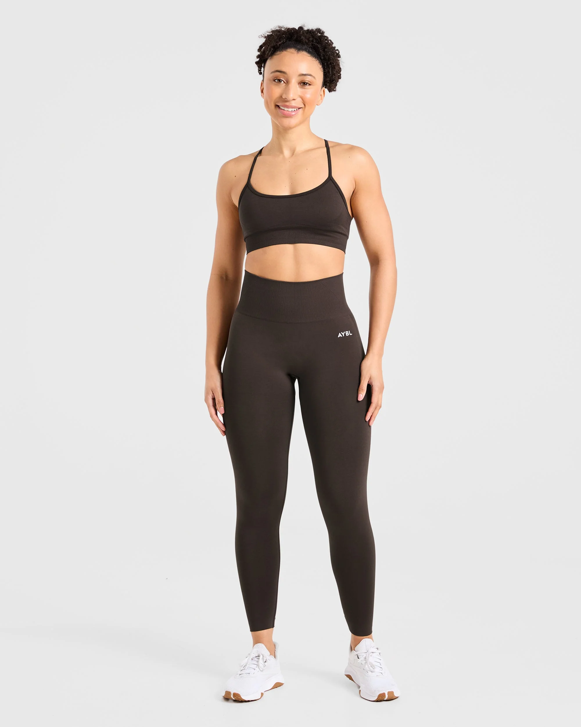 Empower Seamless Sports Bra - Cocoa Marron - Image 3
