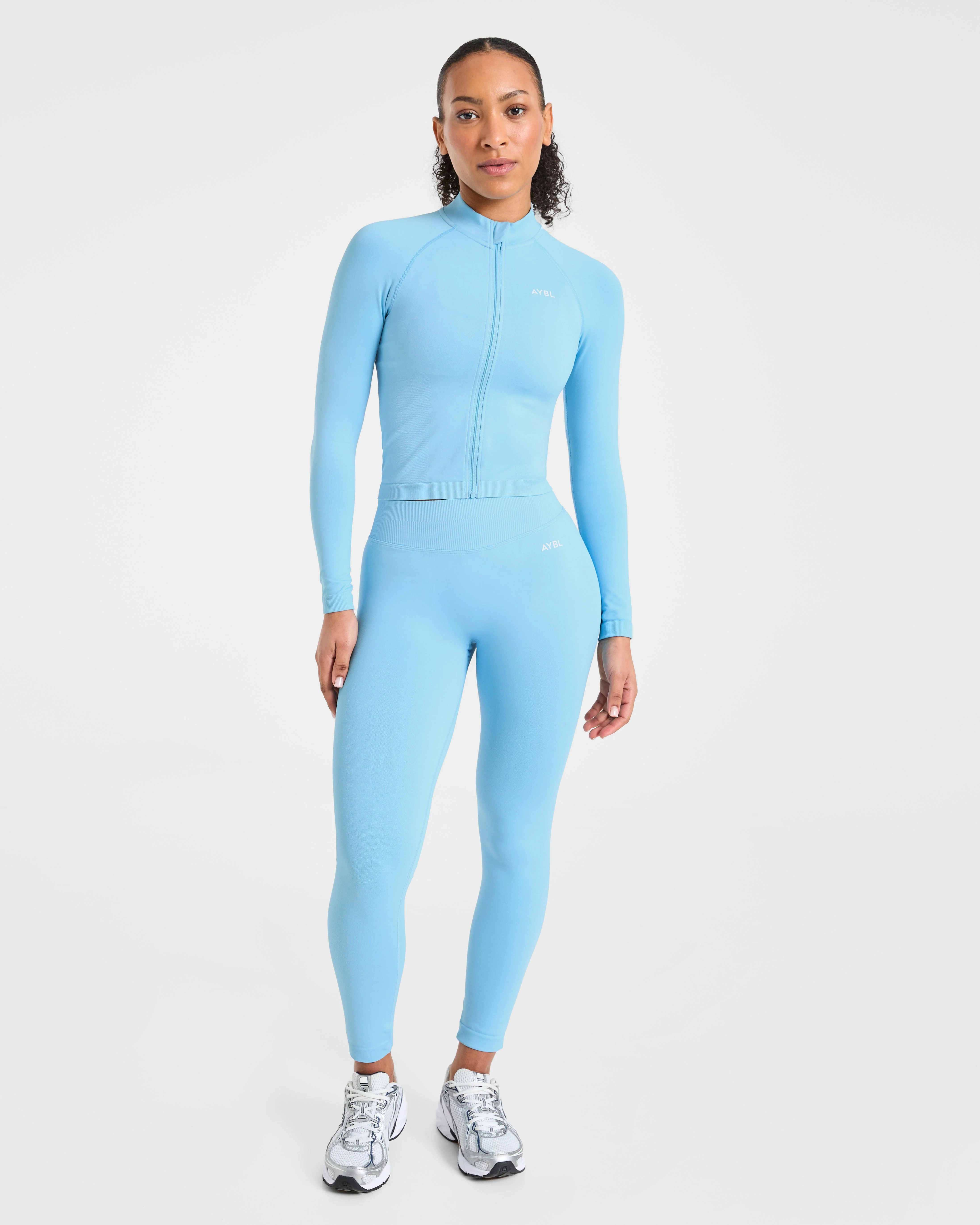 Enhance Seamless Jacket - Powder Bleu - Image 3