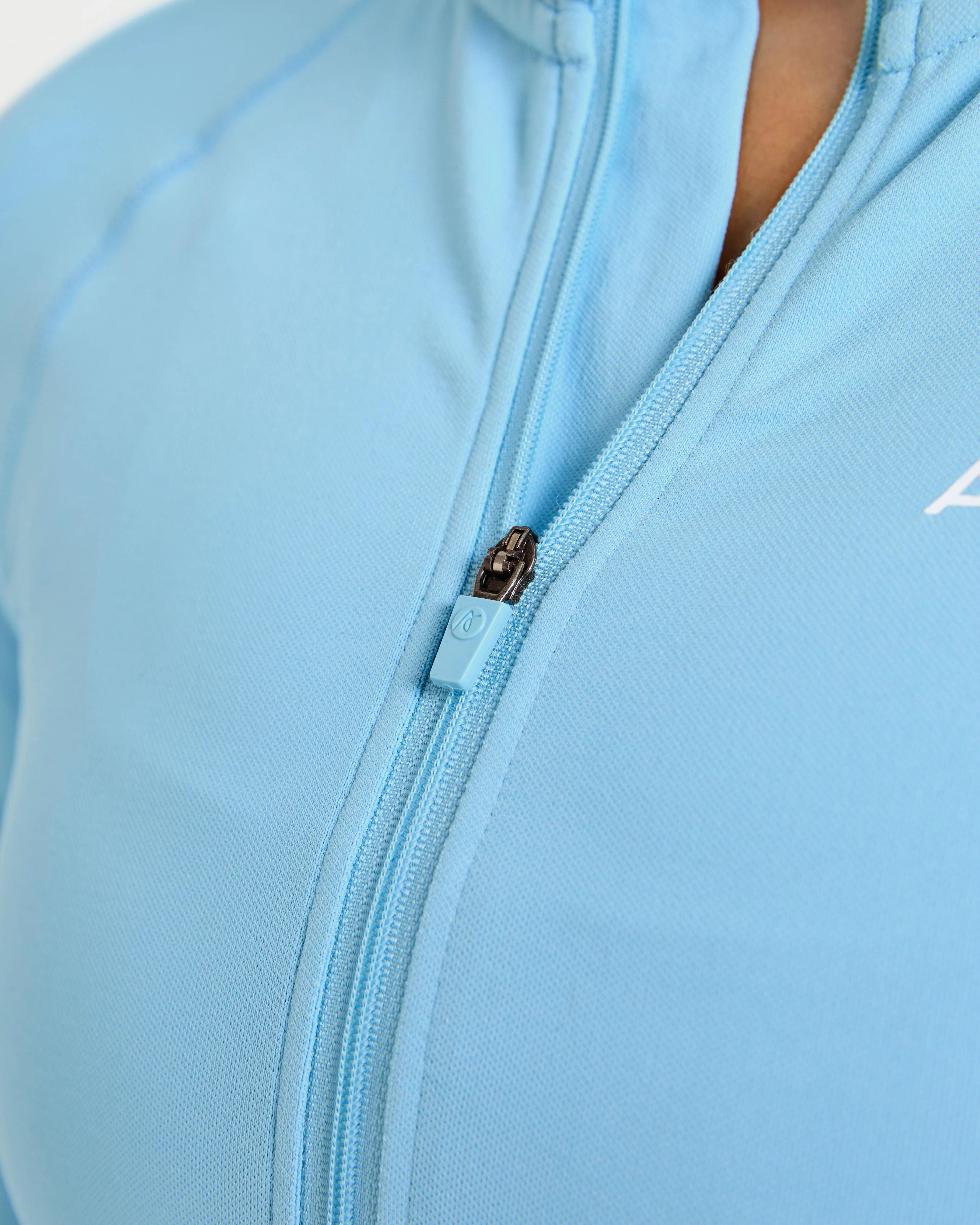 Enhance Seamless Jacket - Powder Bleu - Image 6