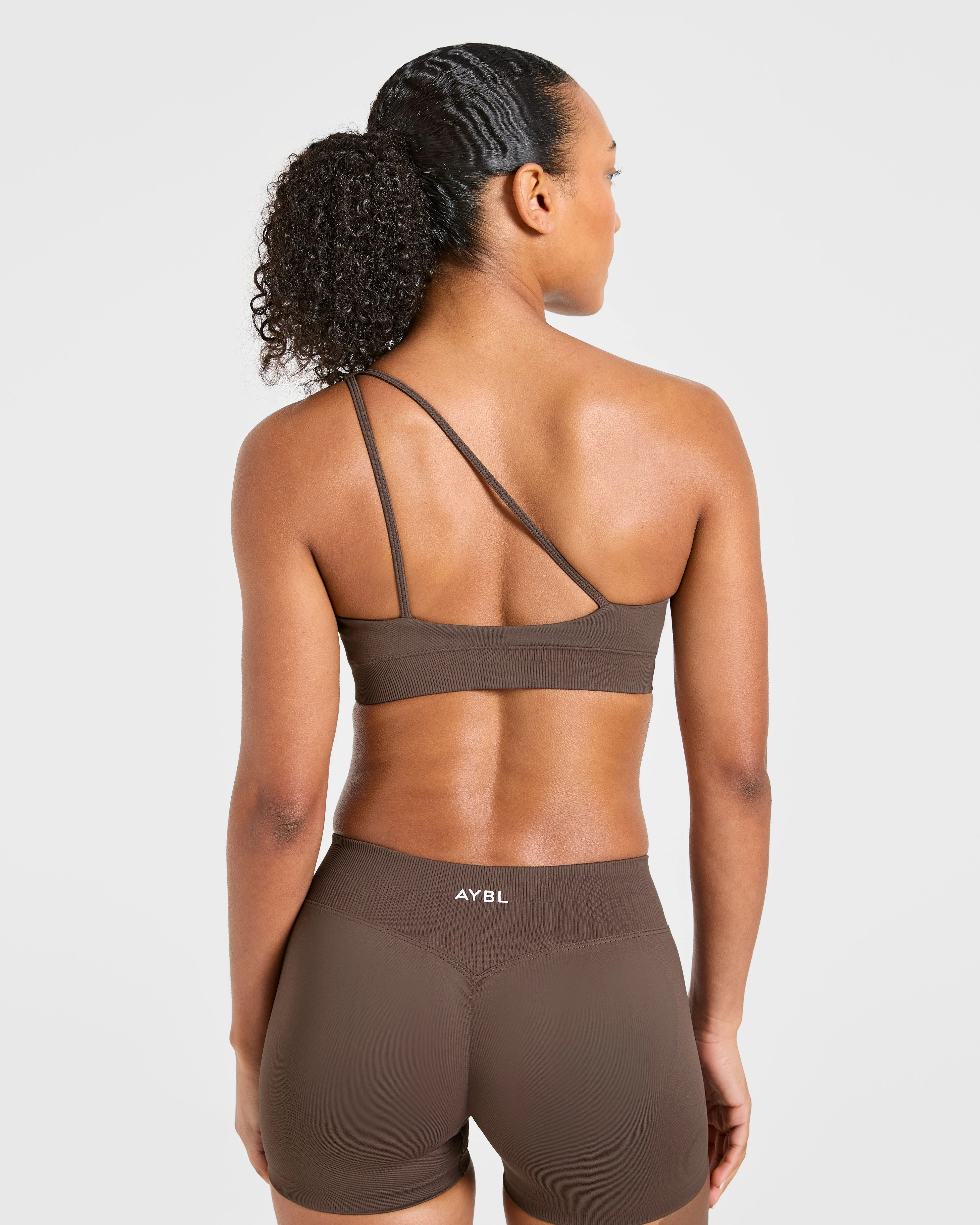 Enhance Seamless One Shoulder Sports Bra - Marron - Image 2