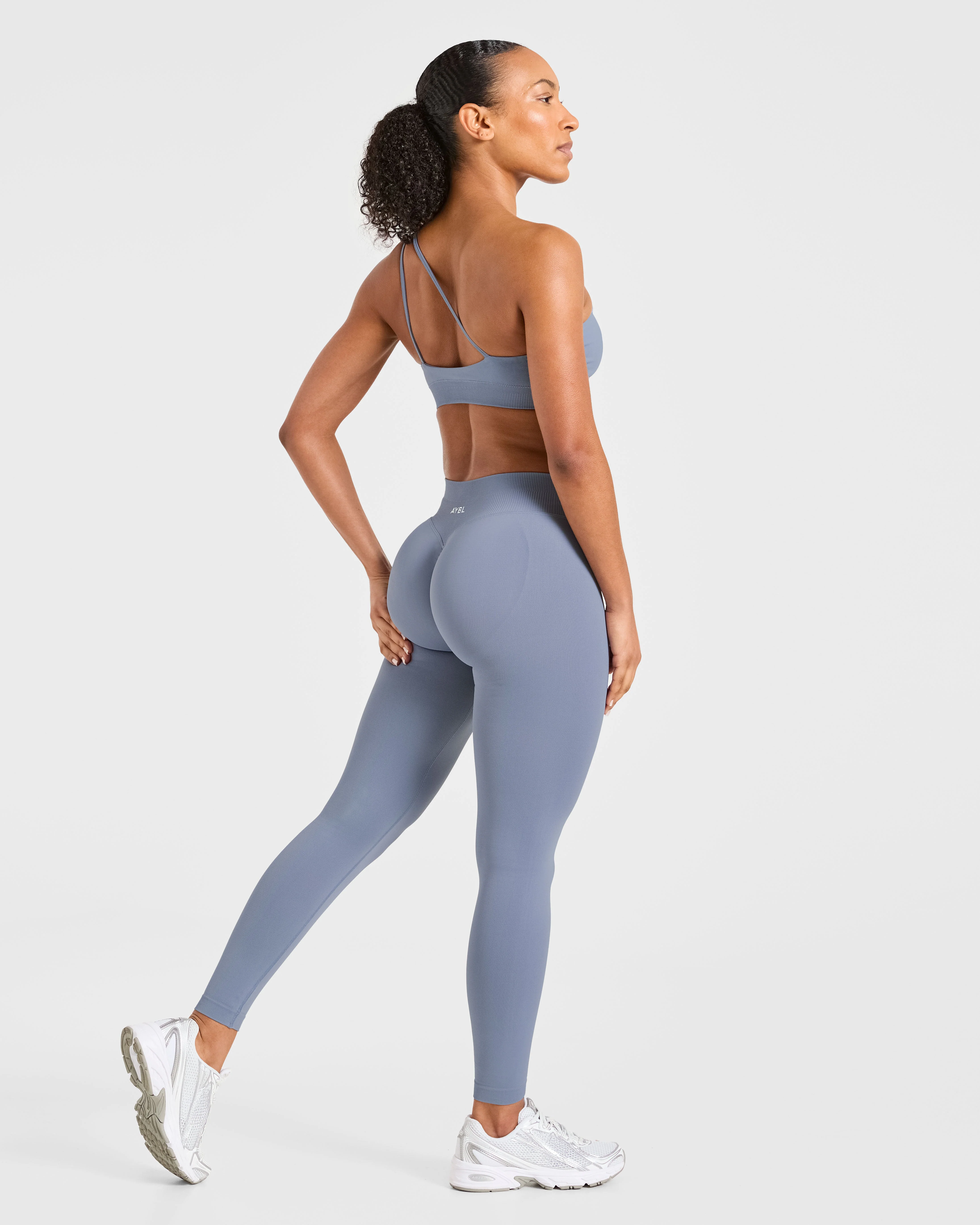 Enhance Seamless One Shoulder Sports Bra - Slate Bleu - Image 4