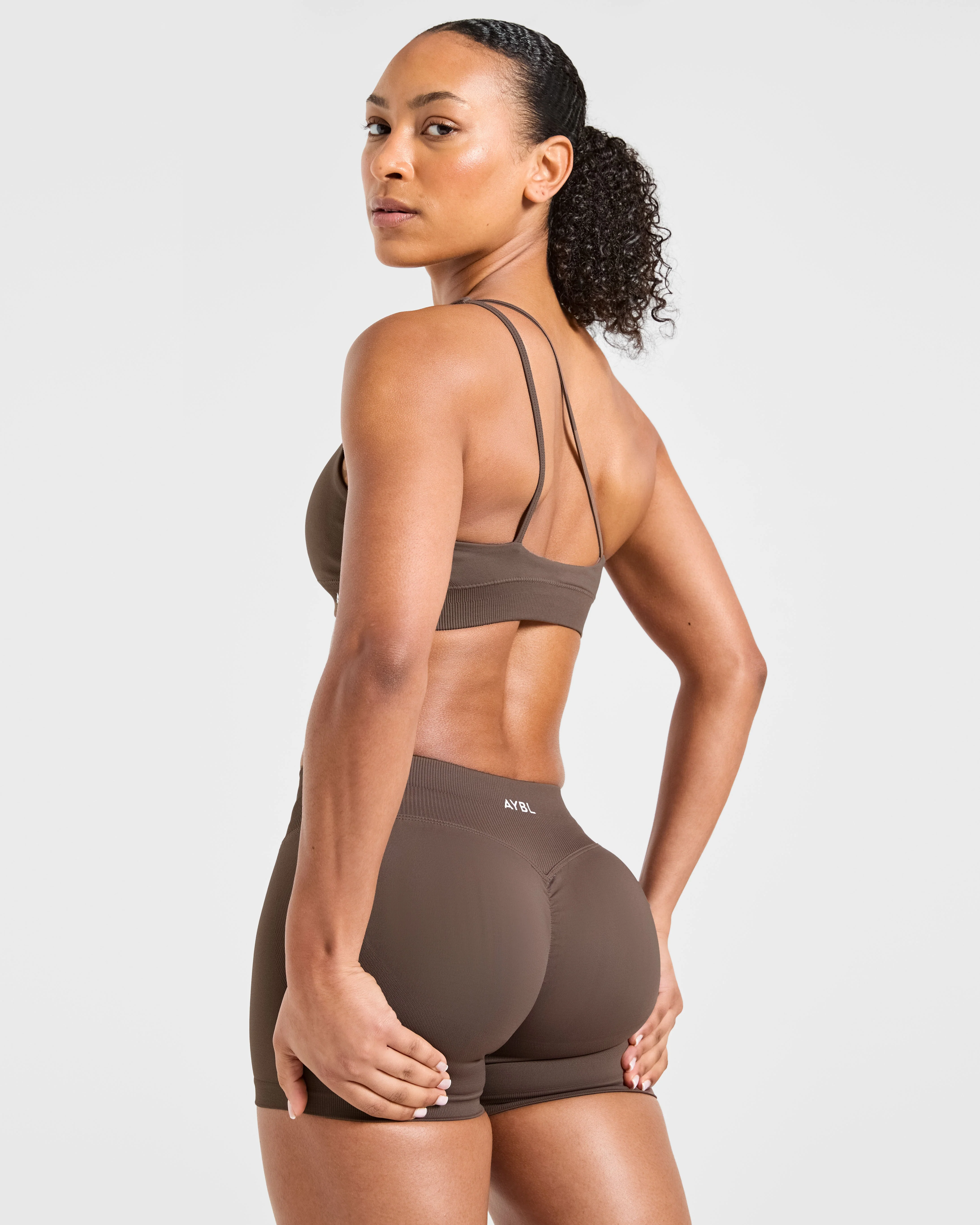Enhance Seamless Shorts | 3.5" - Marron - Image 8