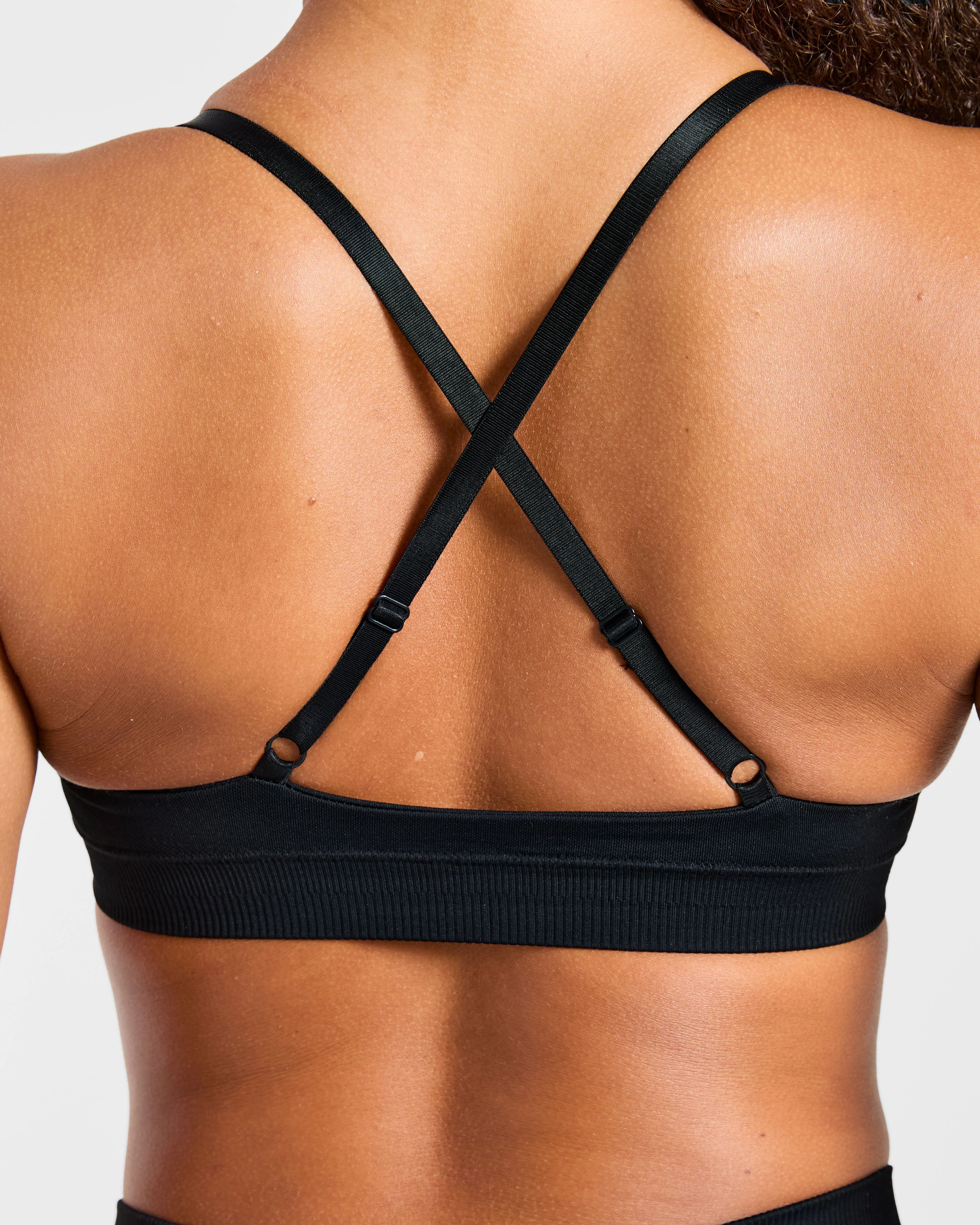 Enhance Seamless Sports Bra - Noir - Image 6