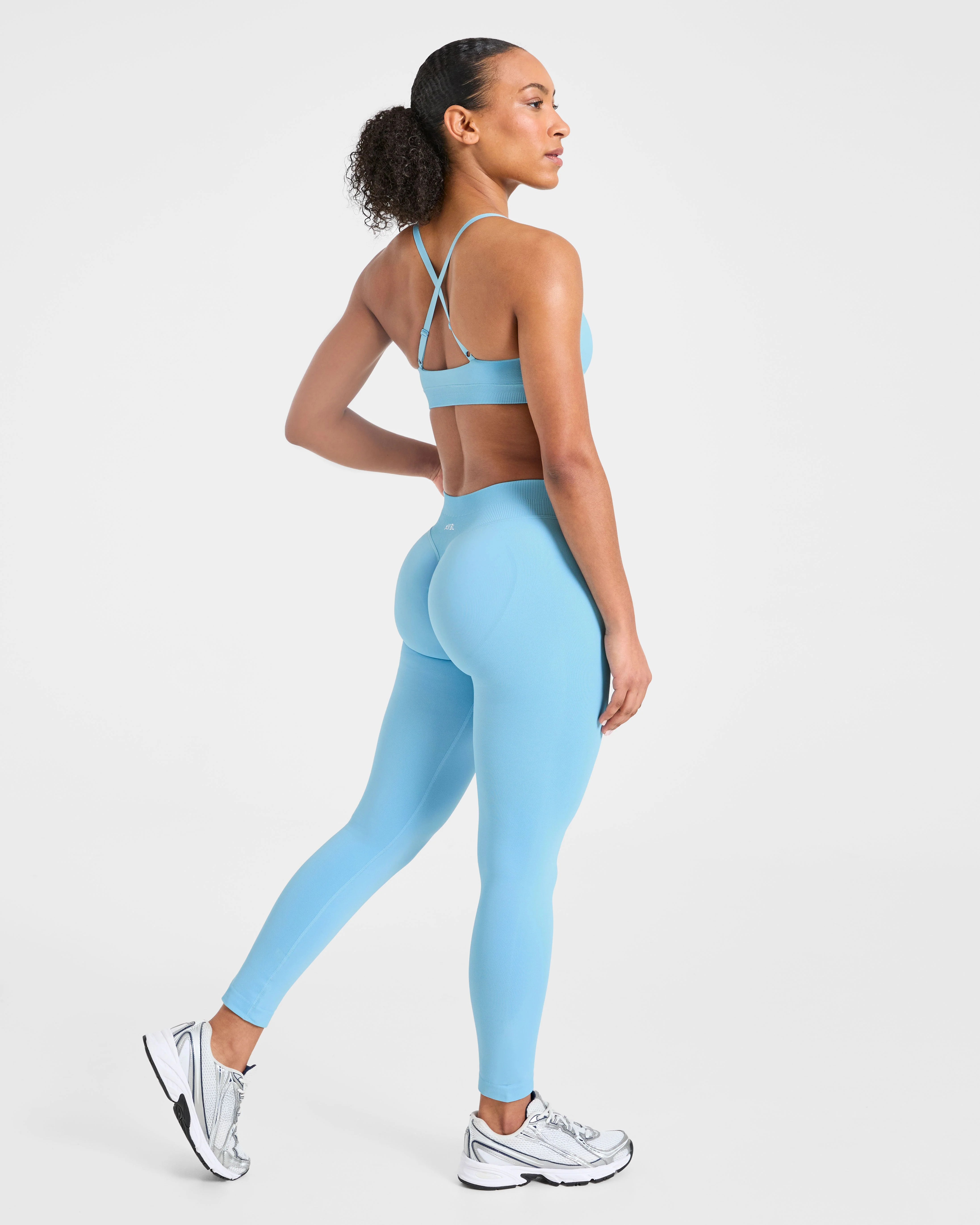 Enhance Seamless Sports Bra - Powder Bleu - Image 4