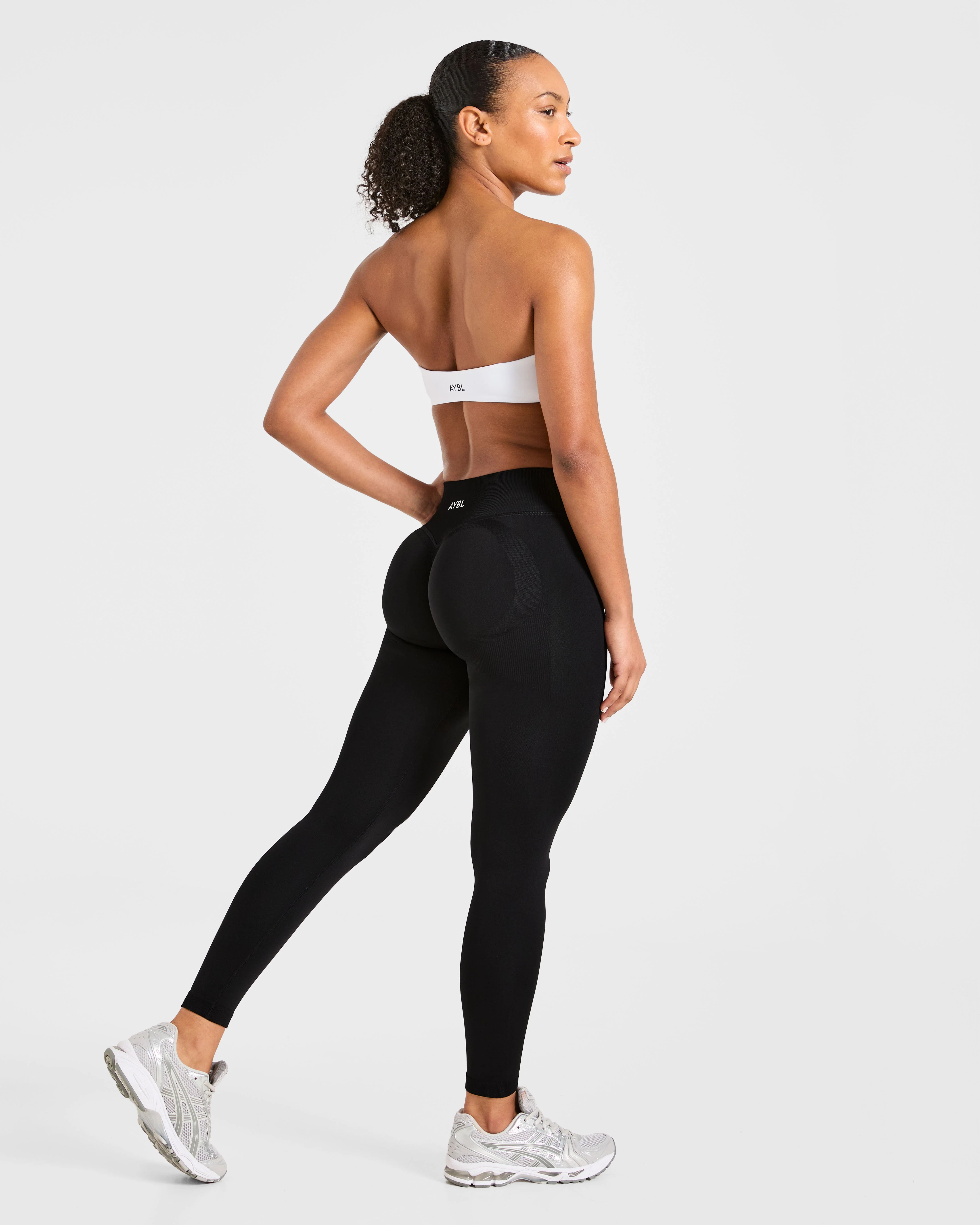 Essential Bandeau Sports Bra - Blanc - Image 4