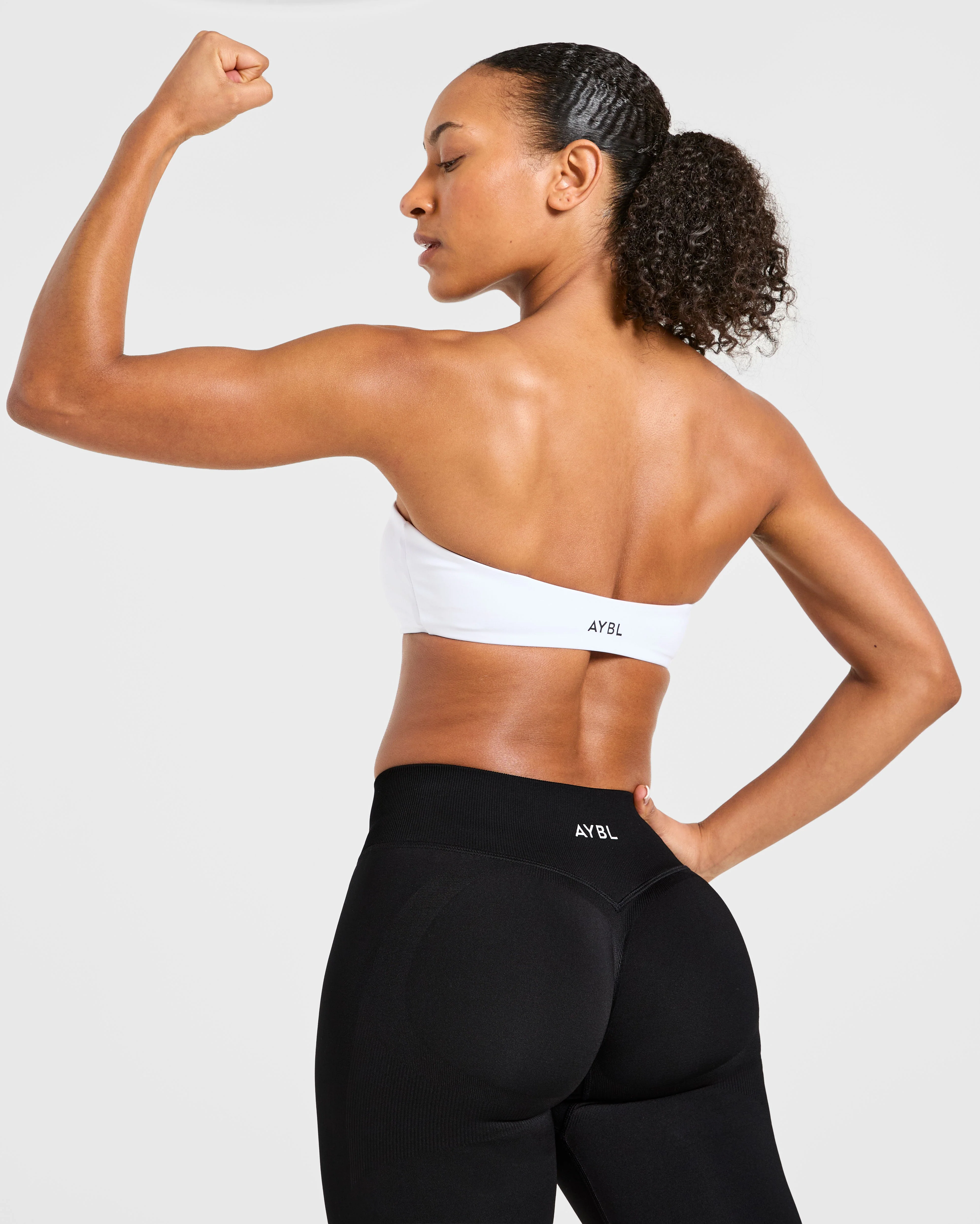 Essential Bandeau Sports Bra - Blanc - Image 8