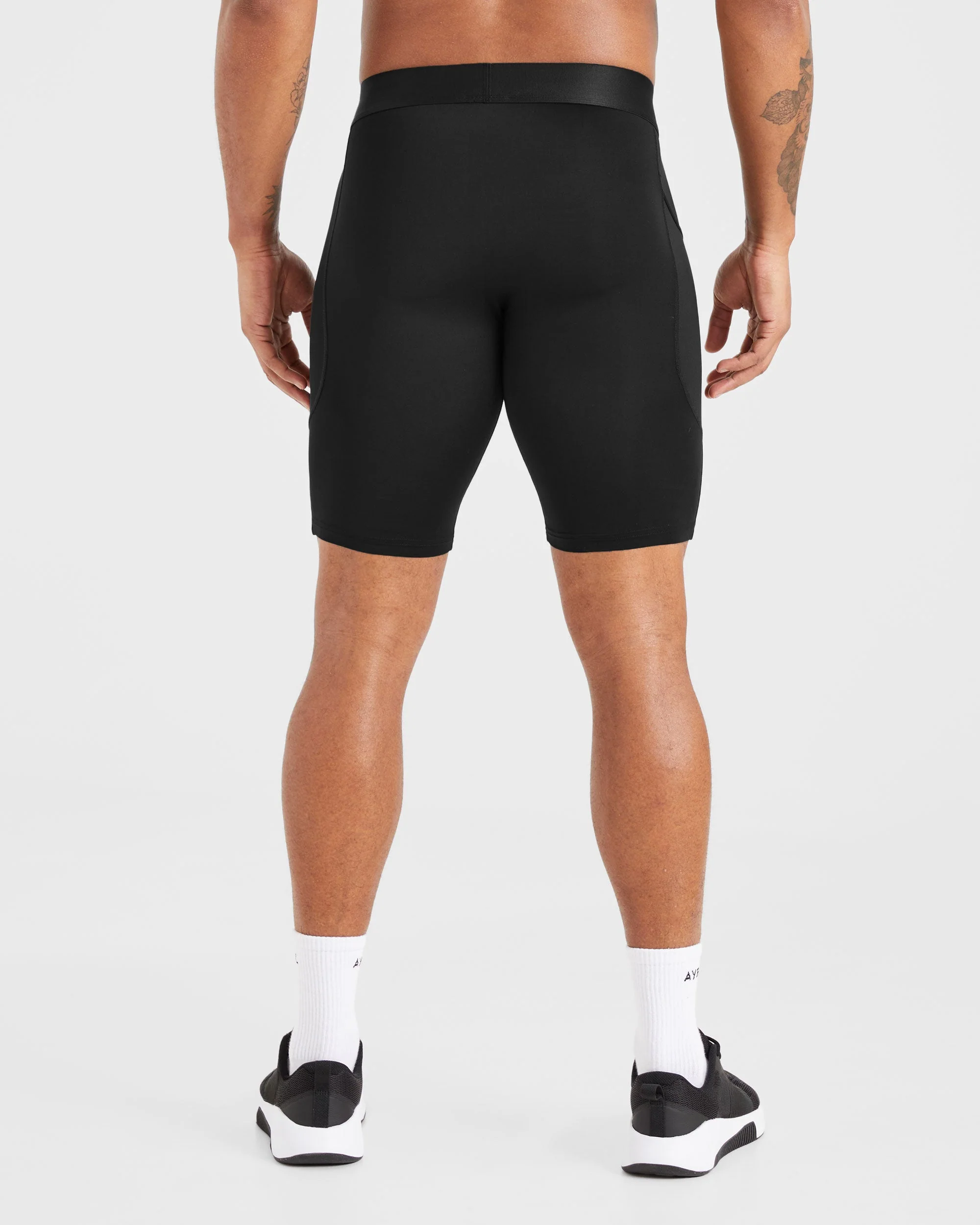 Essential Base Layer Shorts - Noir - Image 2