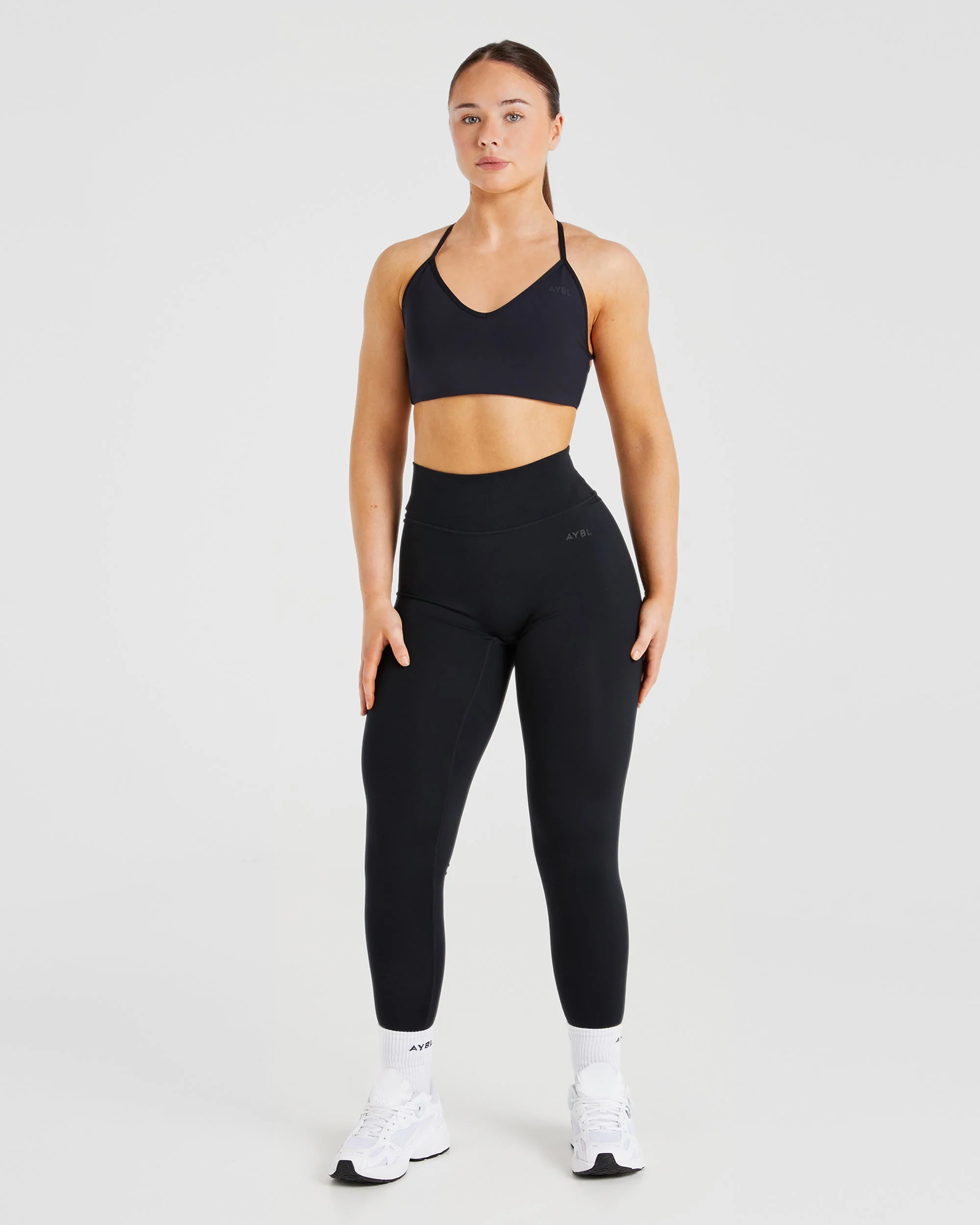 Essential Crossback Sports Bra - Noir - Image 3