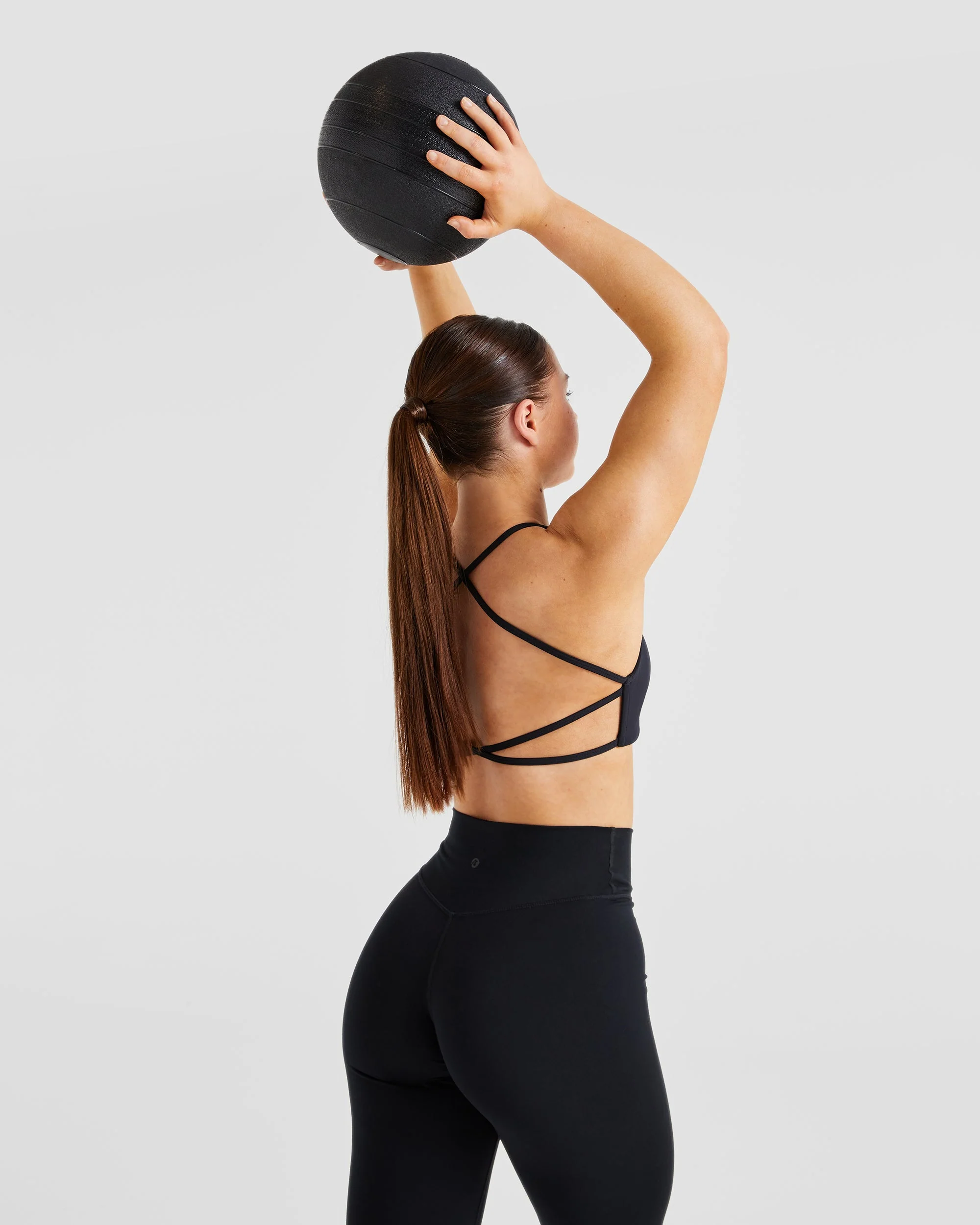 Essential Crossback Sports Bra - Noir - Image 8