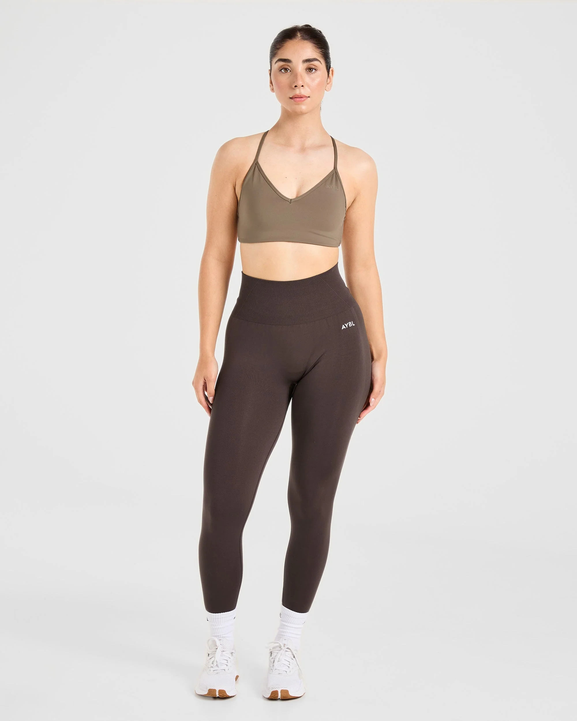 Essential Crossback Sports Bra - Mocha Brun - Image 3