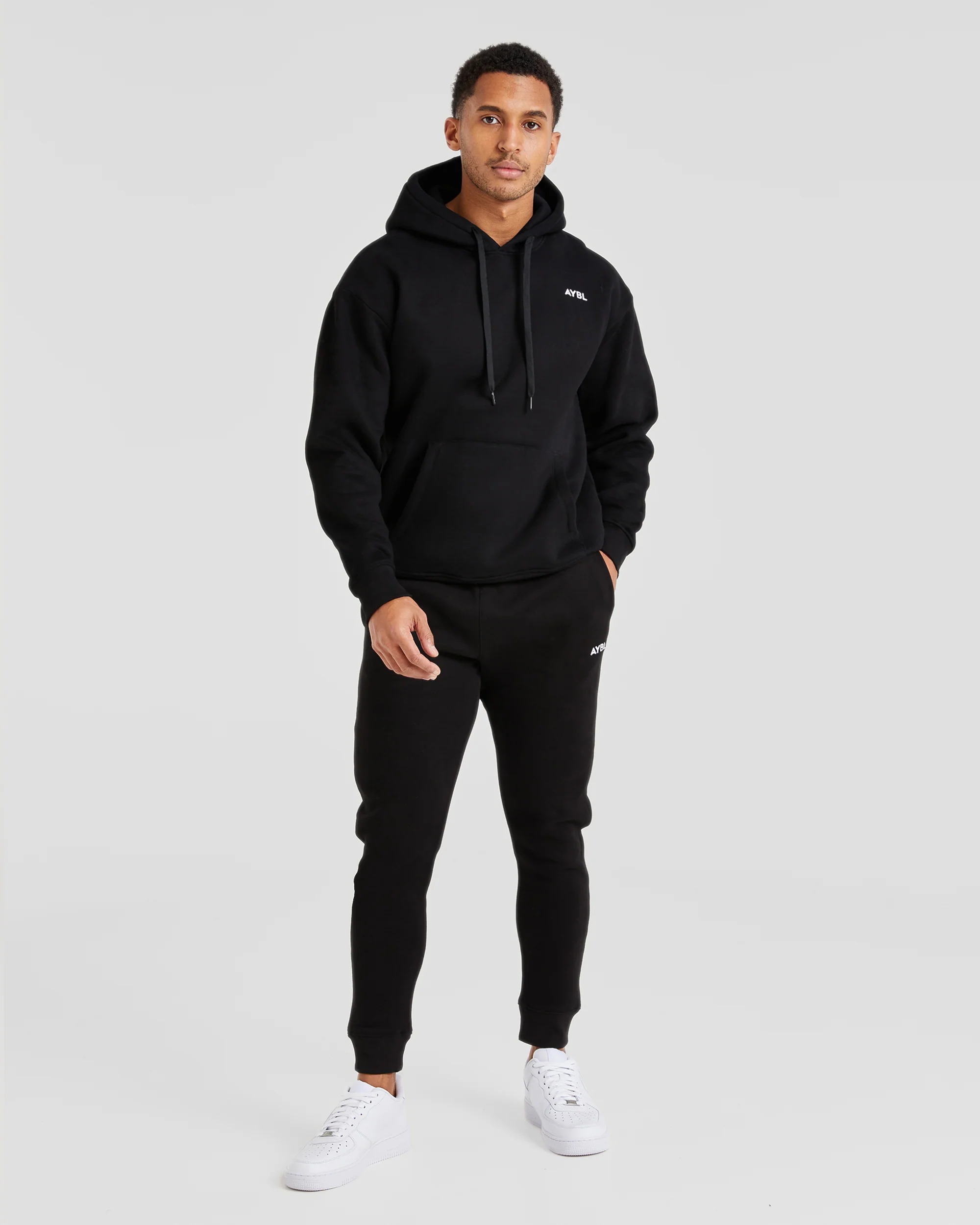 Essential Hoodie - Noir - Image 3