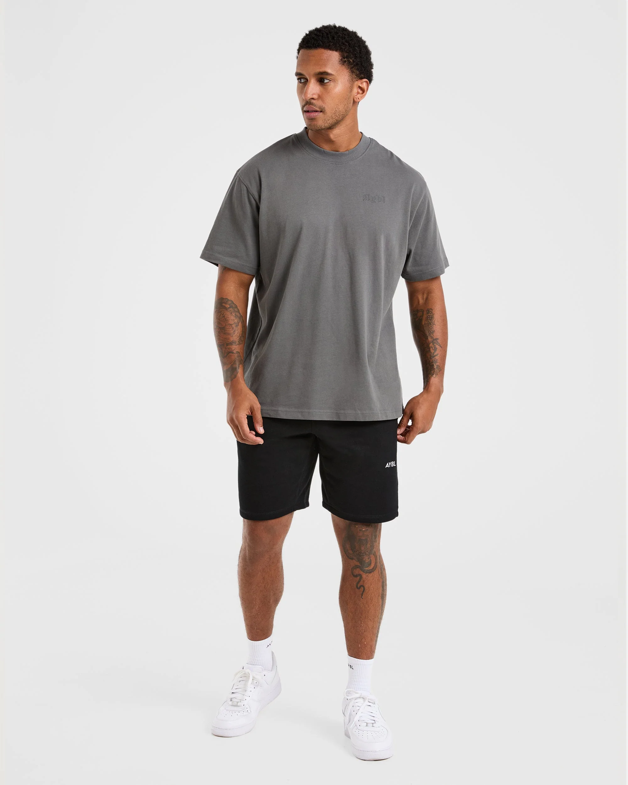 Essential Lightweight 7" Shorts - Noir - Image 3