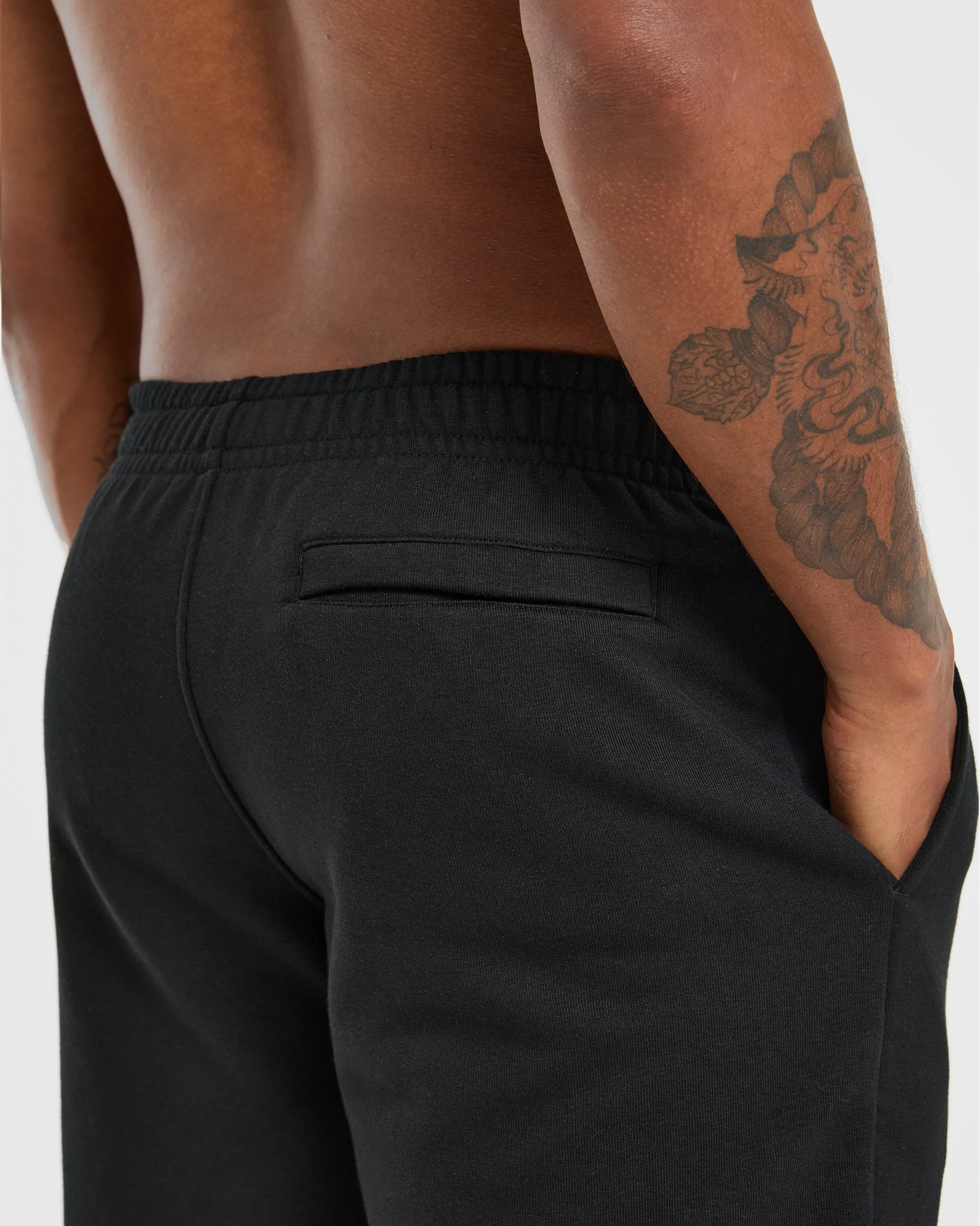 Essential Lightweight 7" Shorts - Noir - Image 6