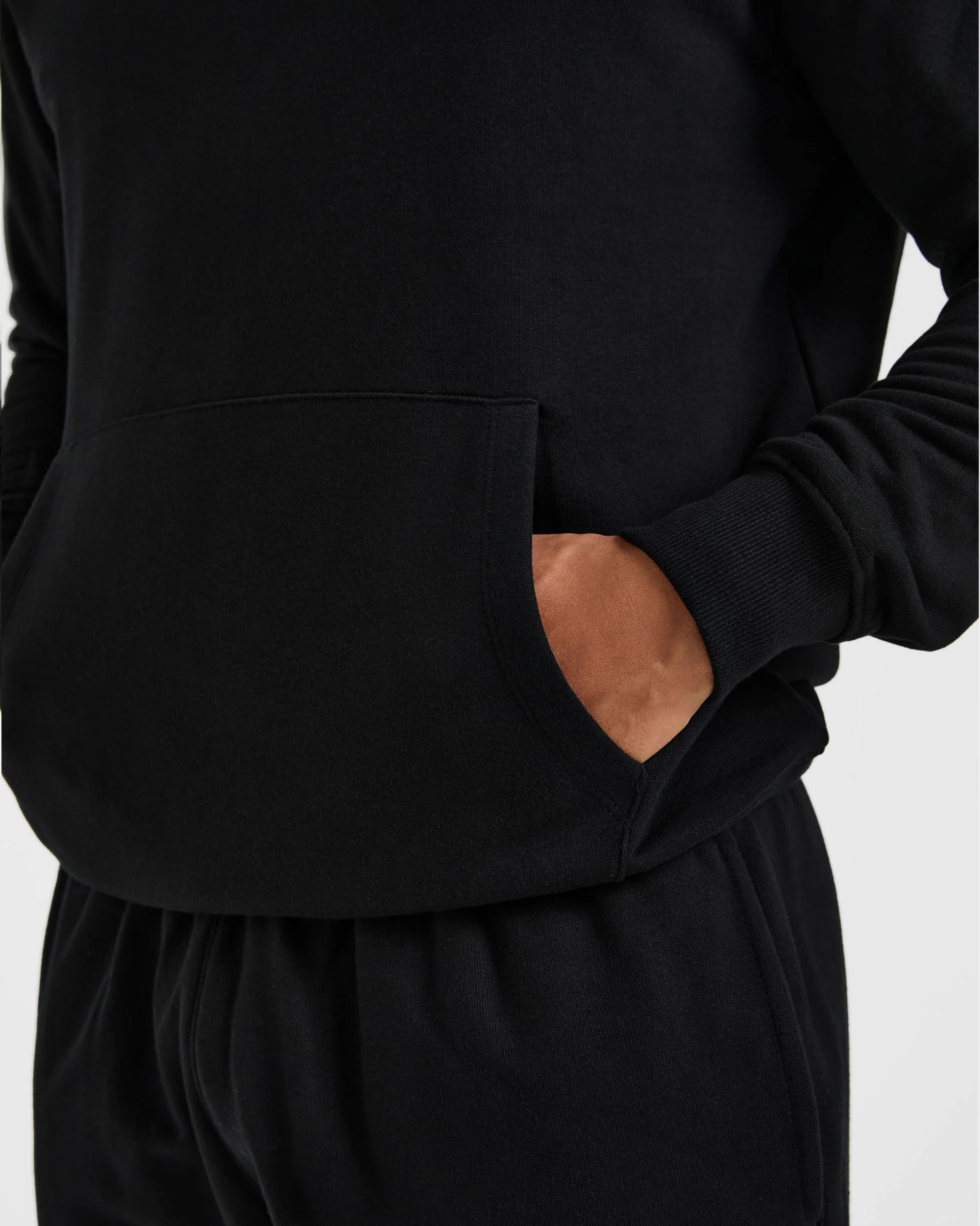 Essential Lightweight Hoodie - Noir - Image 6