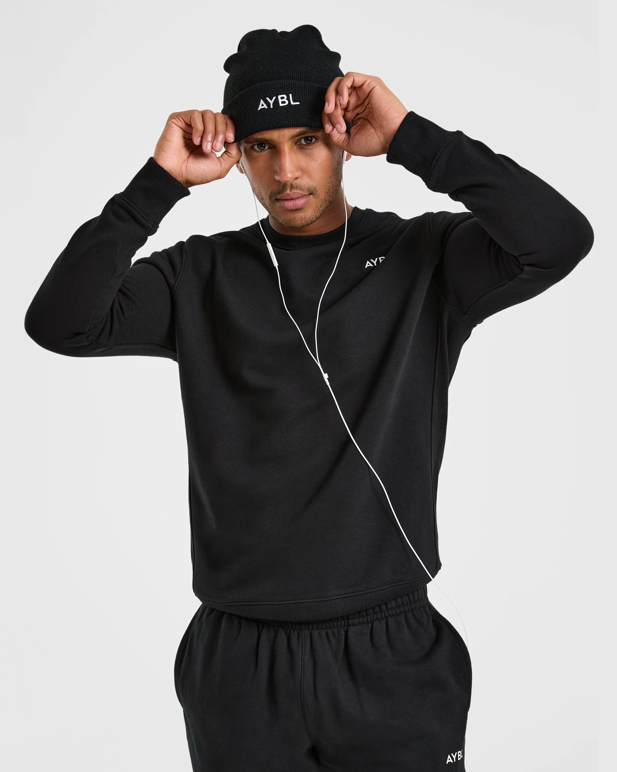 Essential Lightweight Sweater - Noir - Image 7