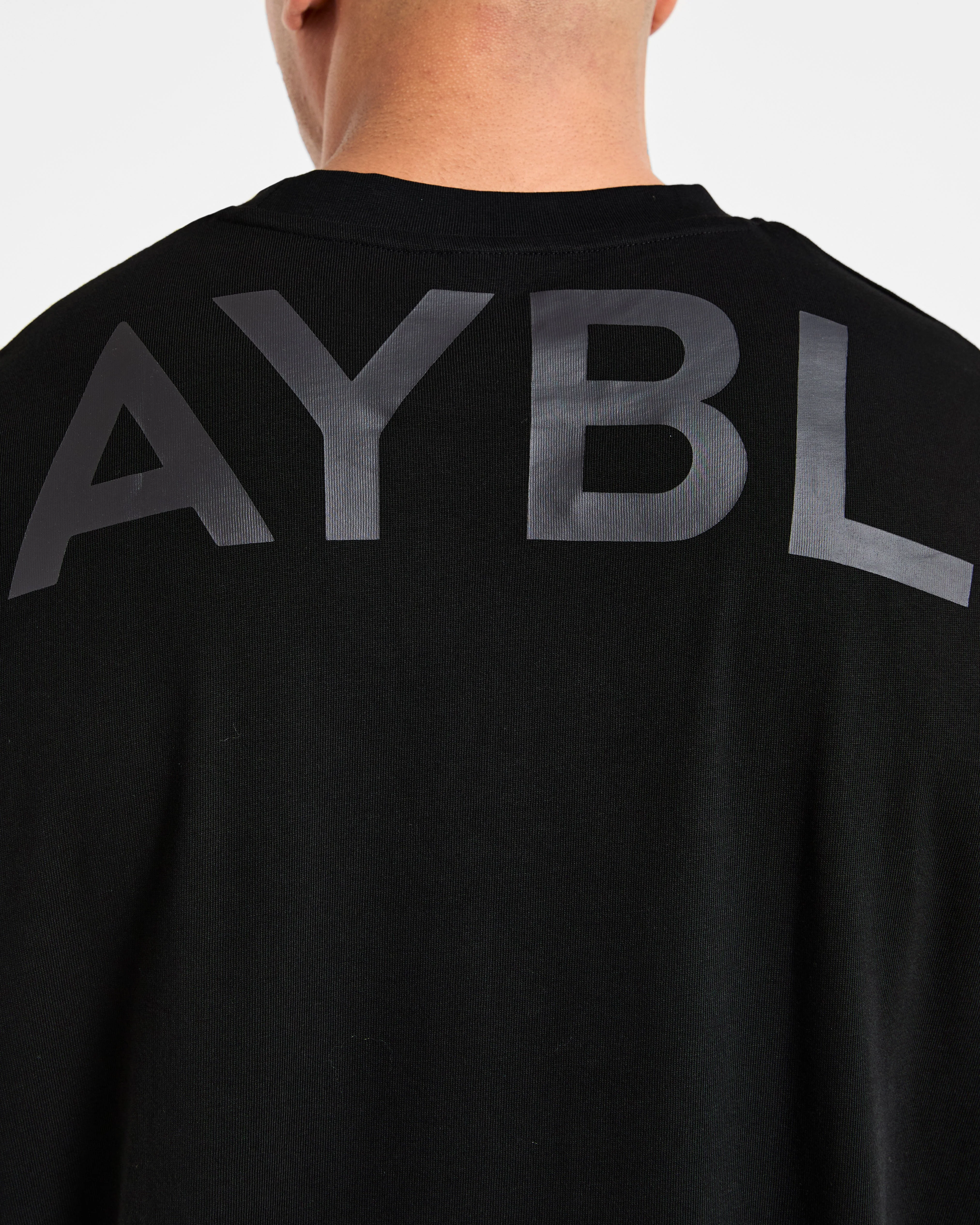 Essential Oversized Graphic Tank - Noir - Image 6