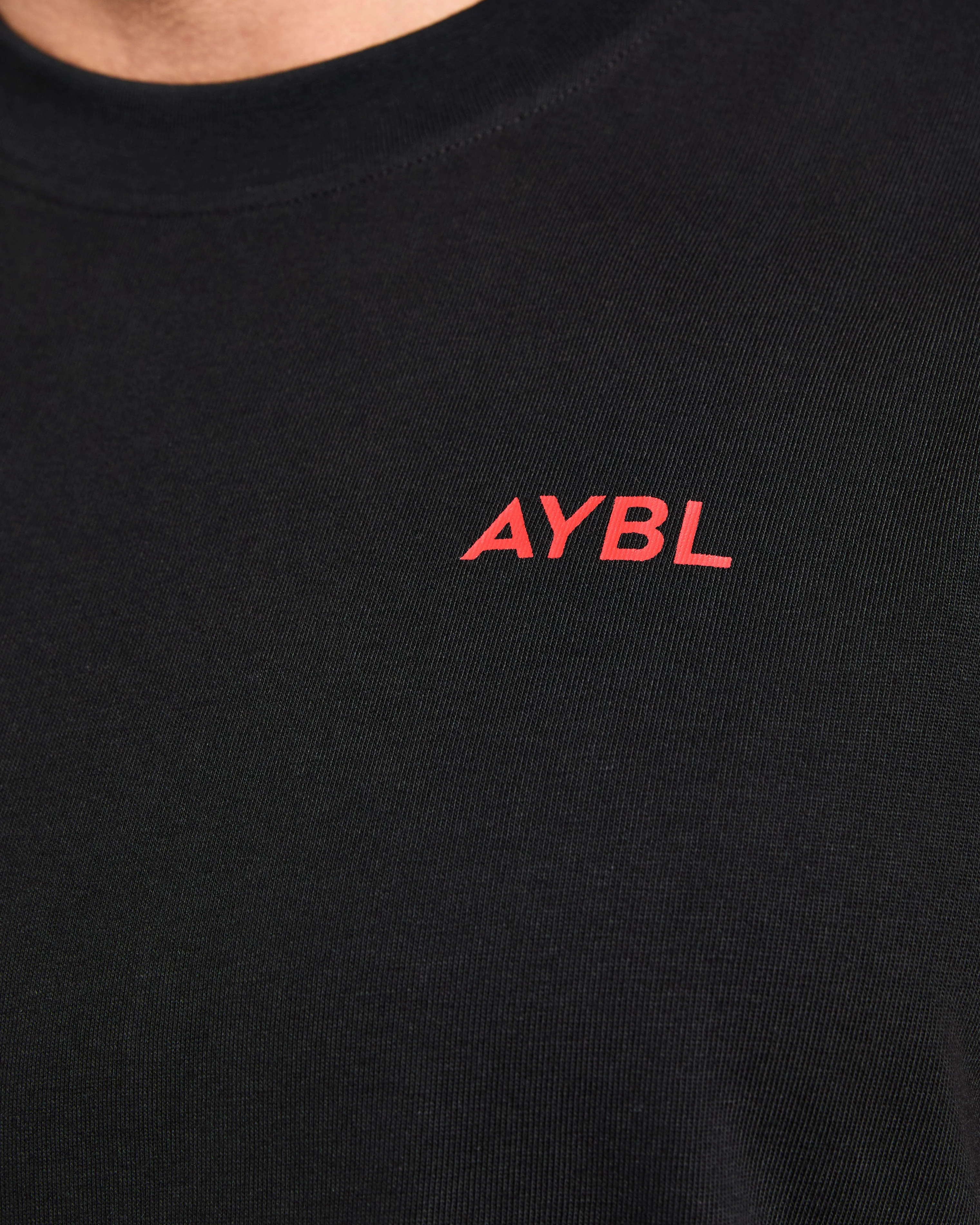 Essential Oversized Graphic Tank - Noir/Rouge - Image 5