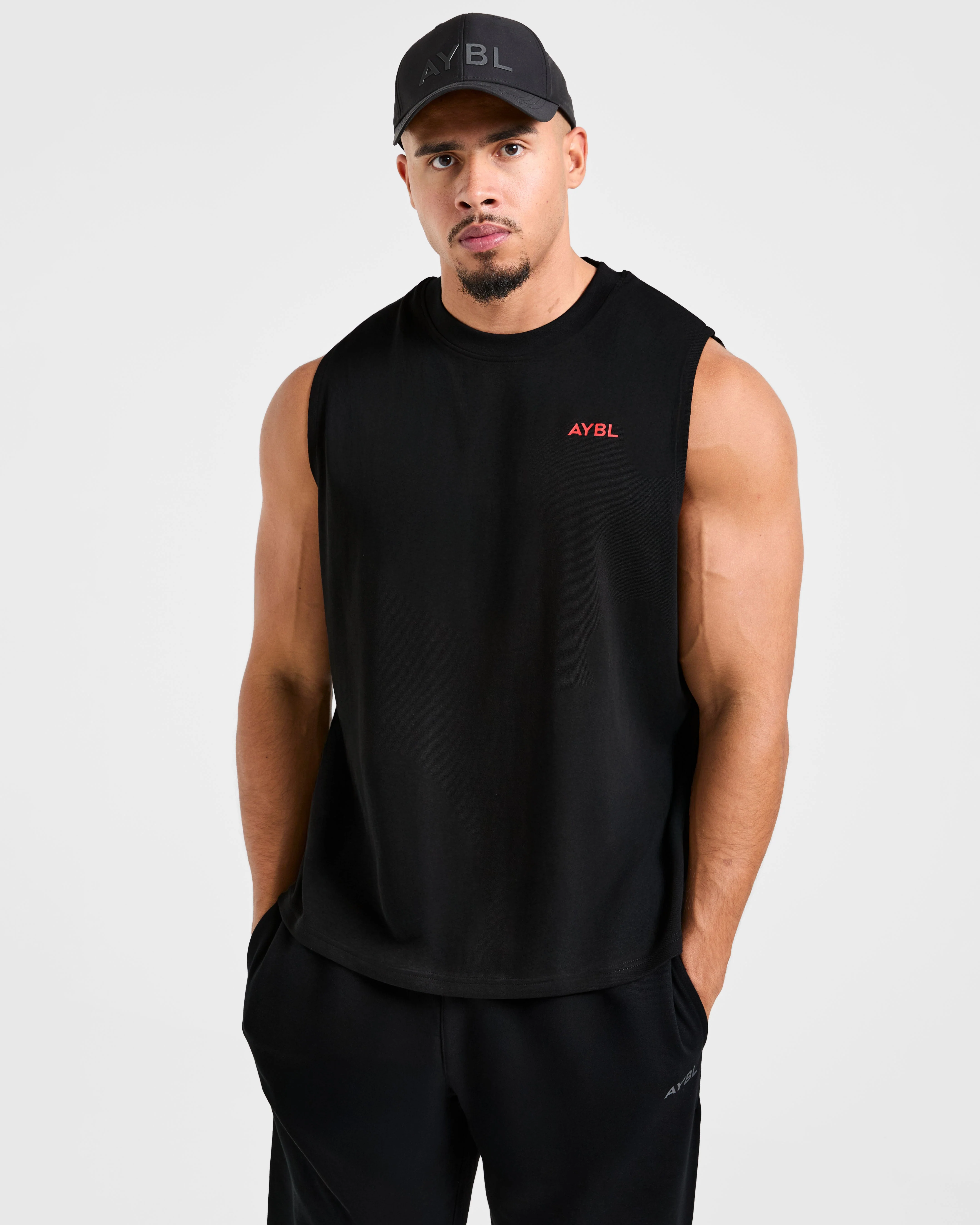Essential Oversized Graphic Tank - Noir/Rouge - Image 7