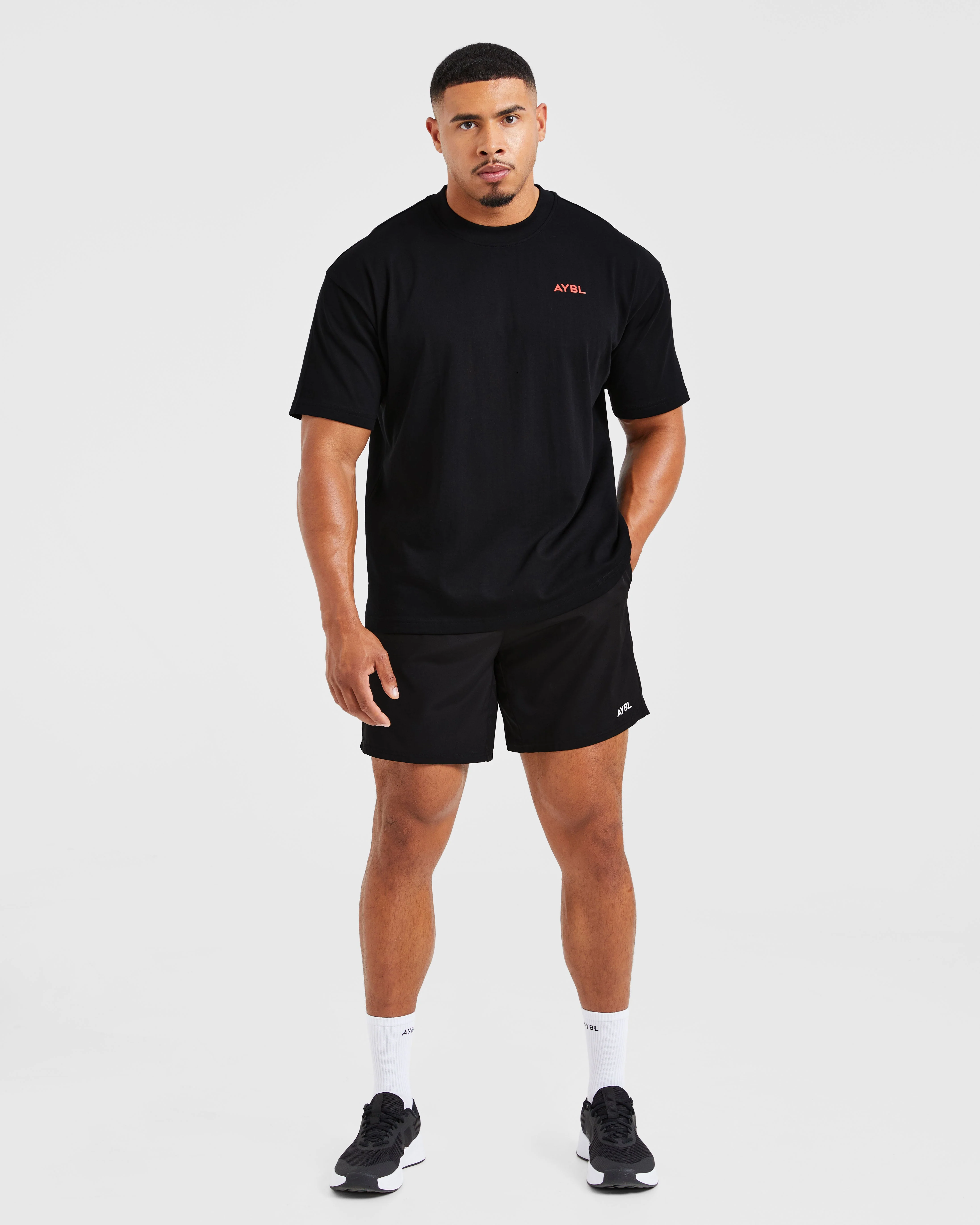 Essential Oversized T Shirt - Noir/Rouge - Image 3