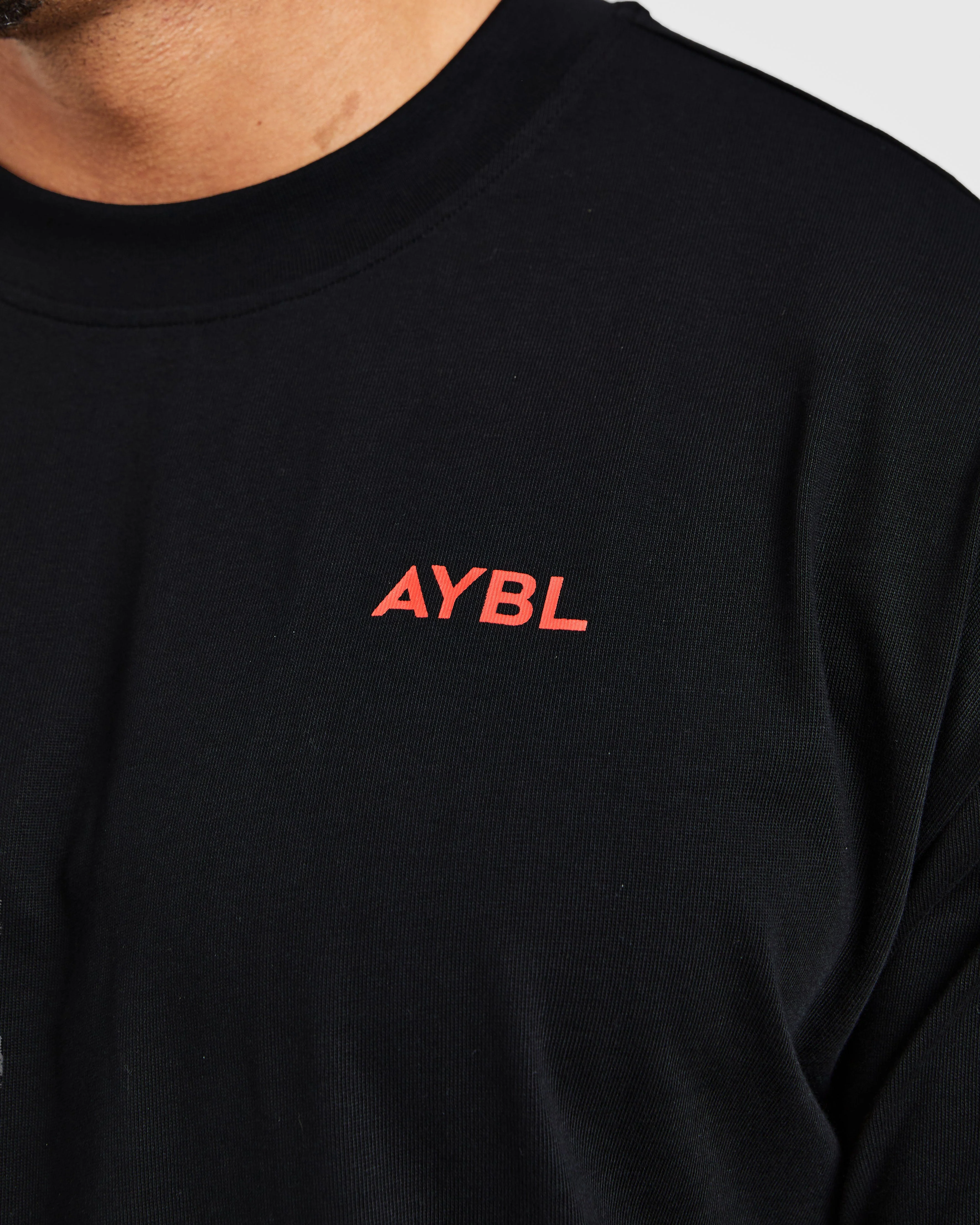 Essential Oversized T Shirt - Noir/Rouge - Image 5