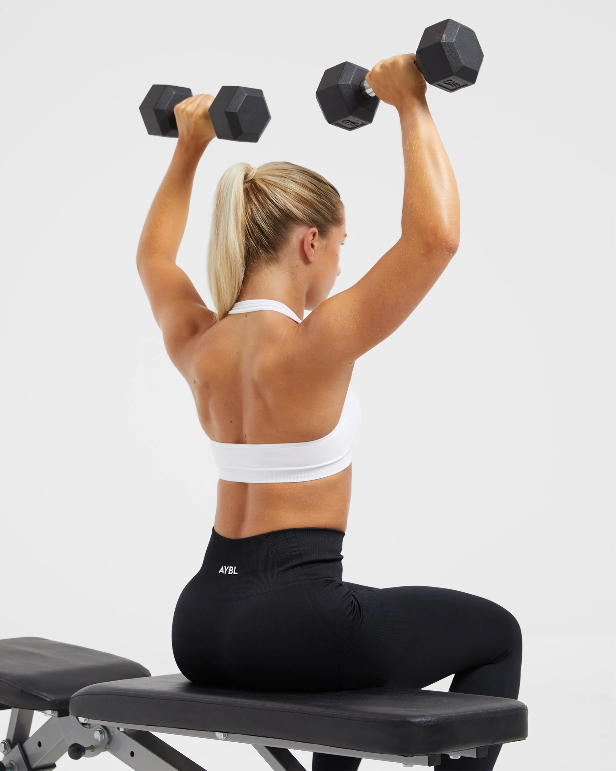 Essential Seamless Halterneck Sports Bra - Blanc - Image 8
