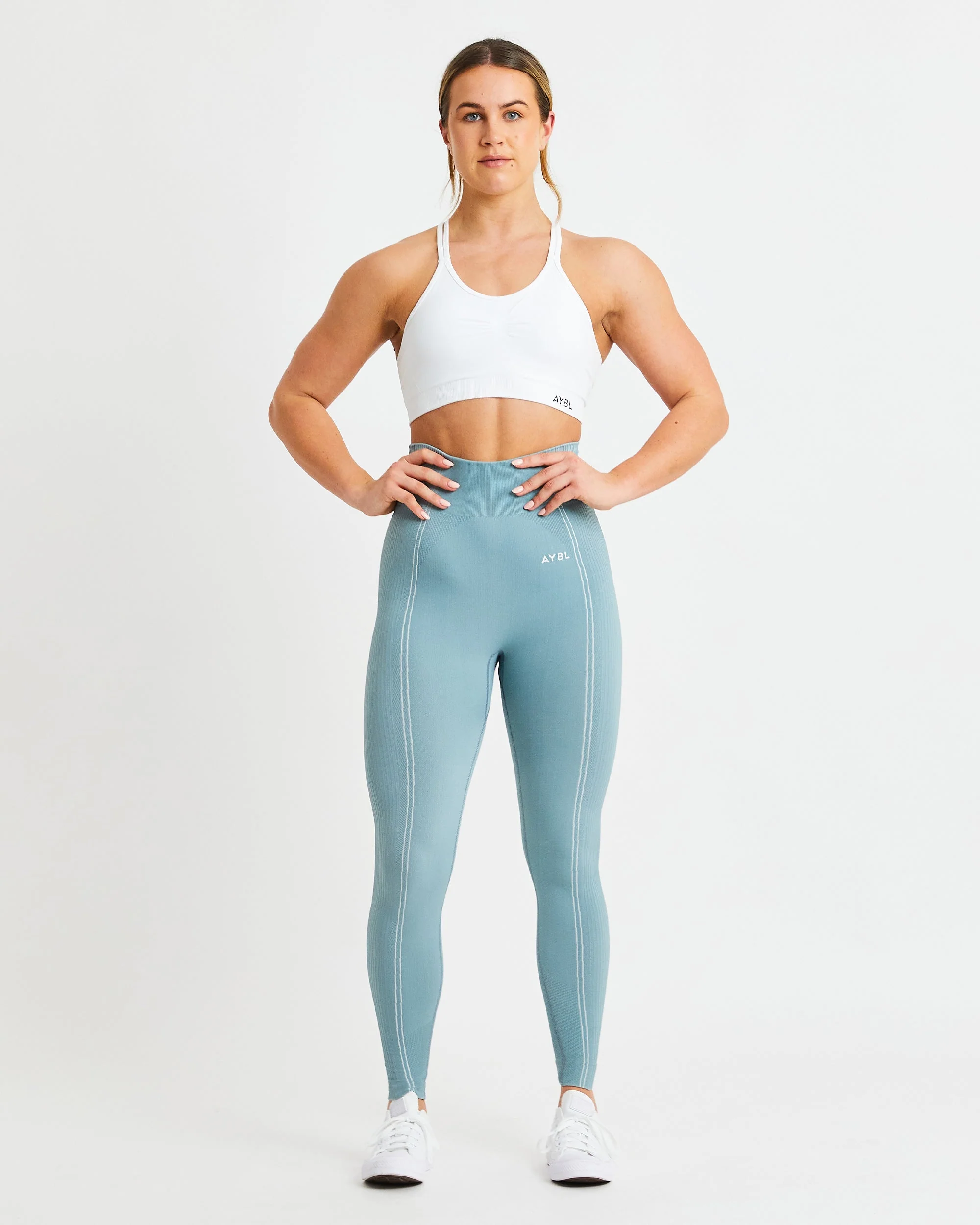 Essential Seamless Ruched Sports Bra - Blanc - Image 11