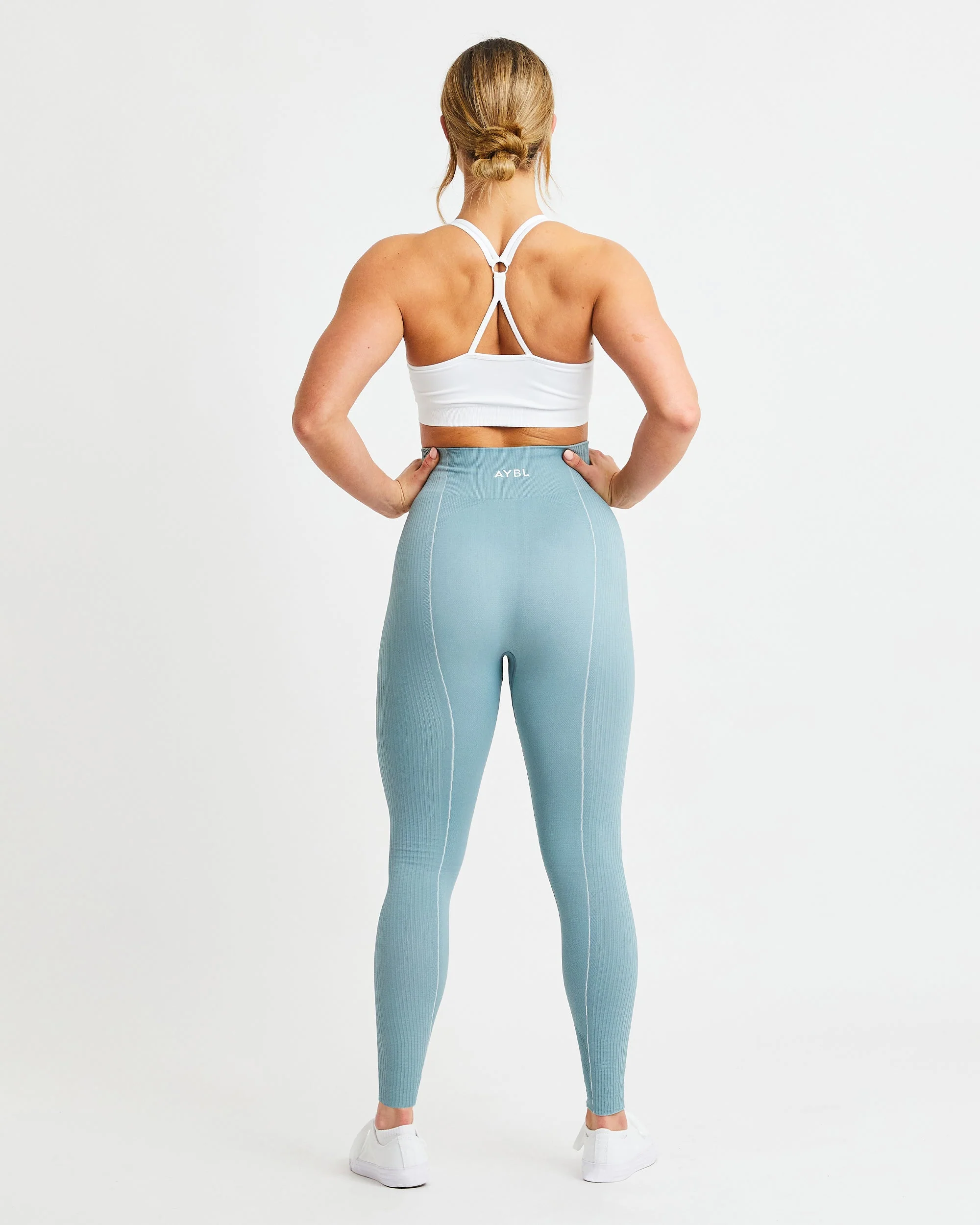 Essential Seamless Ruched Sports Bra - Blanc - Image 12