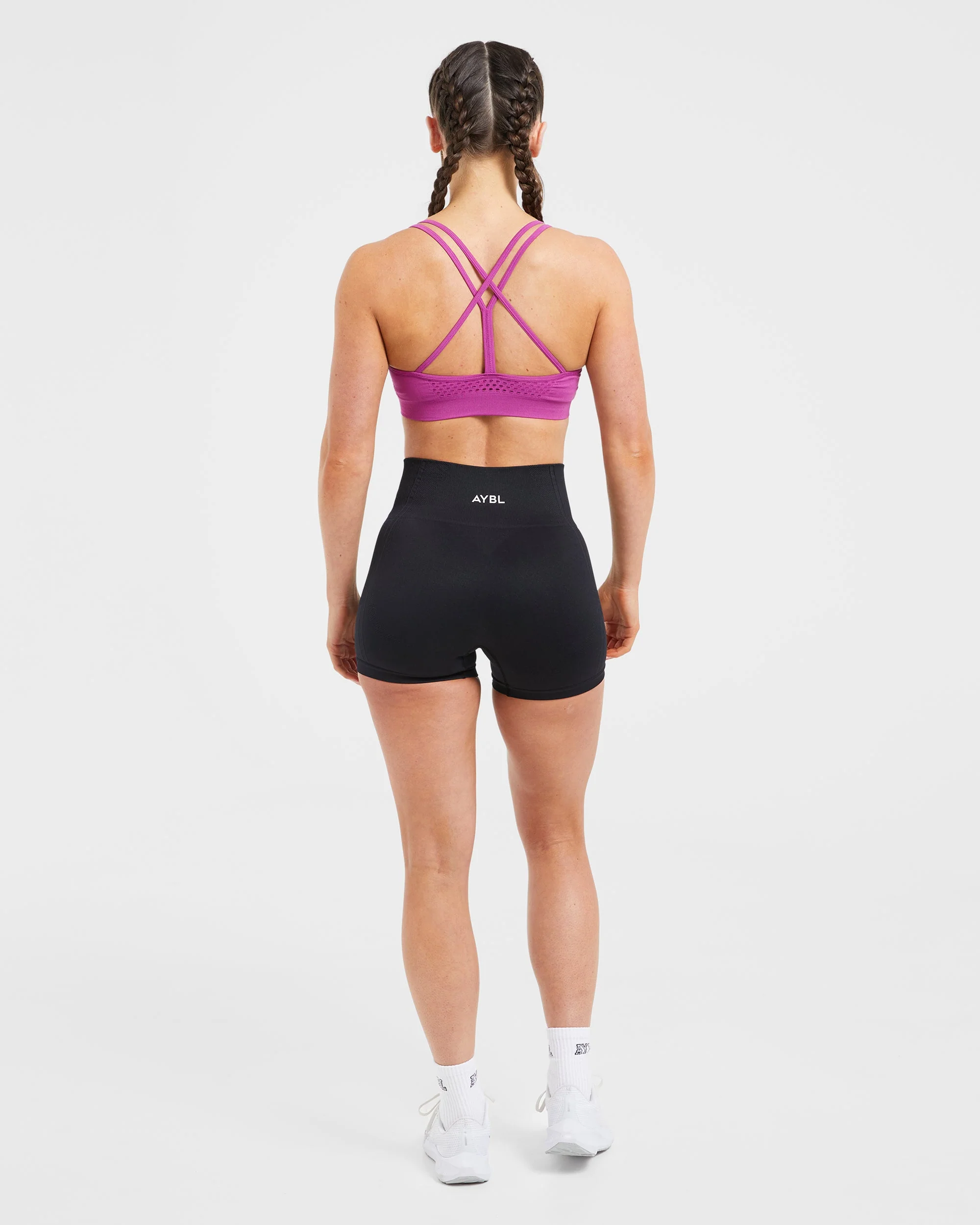 Essential Seamless Strappy Sports Bra - Magenta - Image 4