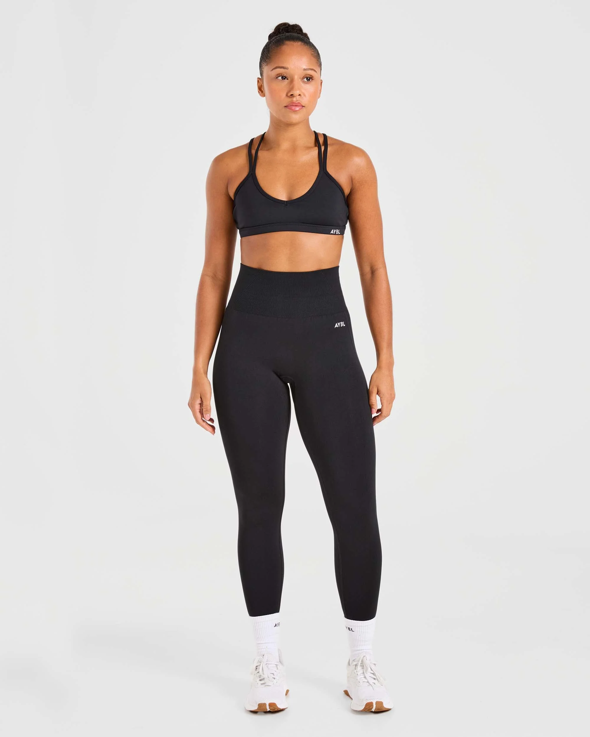 Essential Strappy Sports Bra - Noir - Image 3