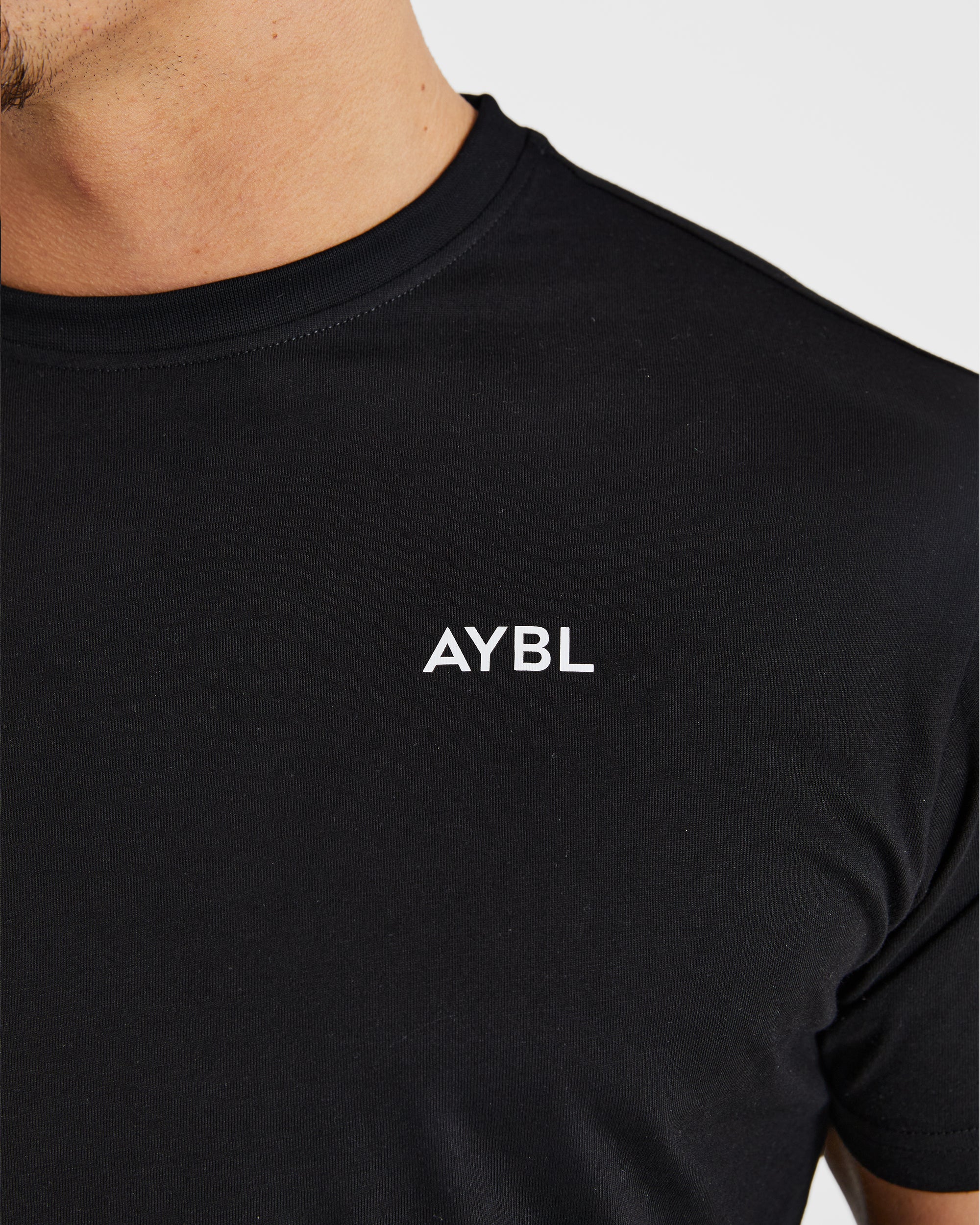 Essential T Shirt - Noir - Image 6