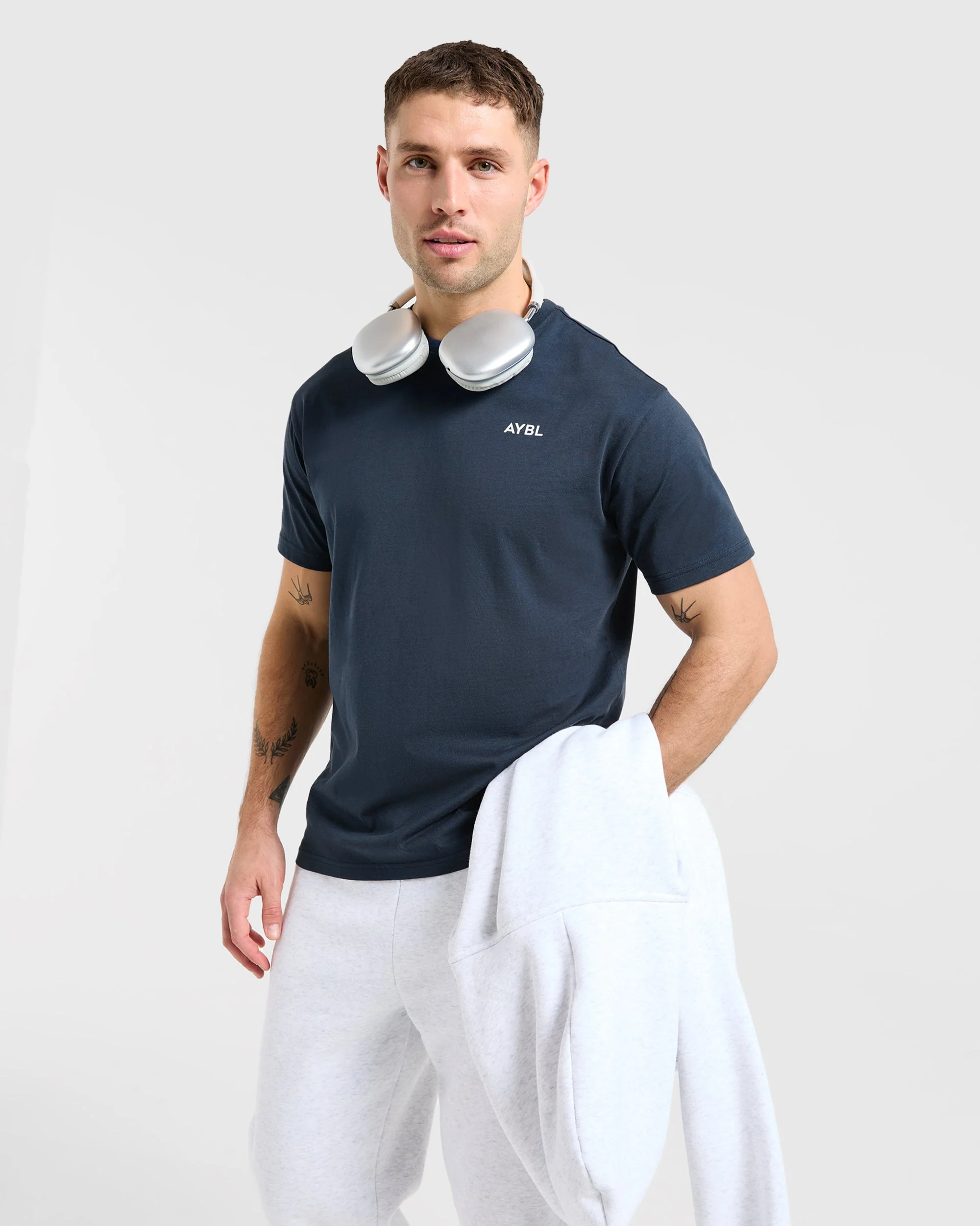 Essential T Shirt - Navy Bleu - Image 7