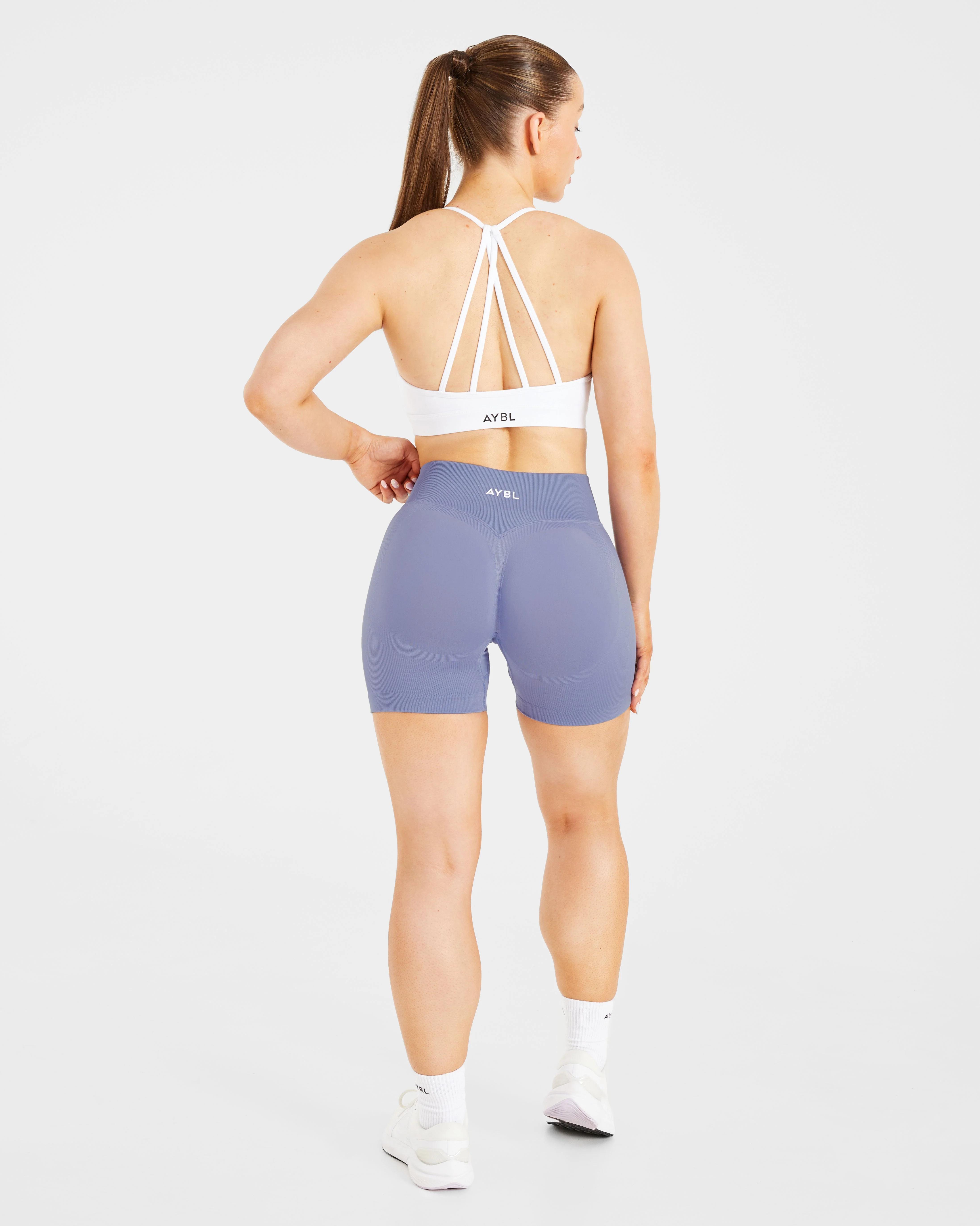 Essential V Neck Strappy Sports Bra - Blanc - Image 4