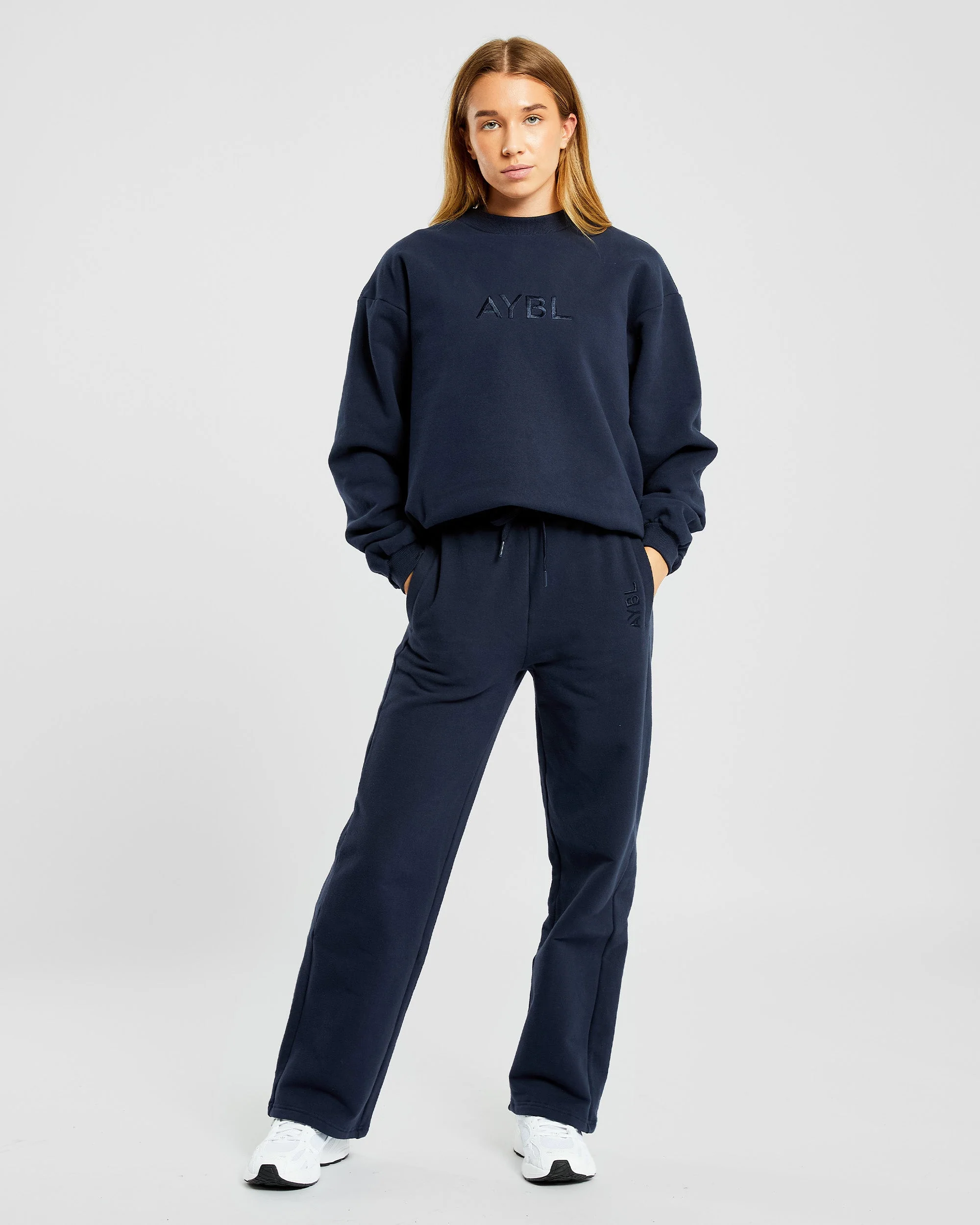 Everyday Relaxed Sweater - Navy - Image 3