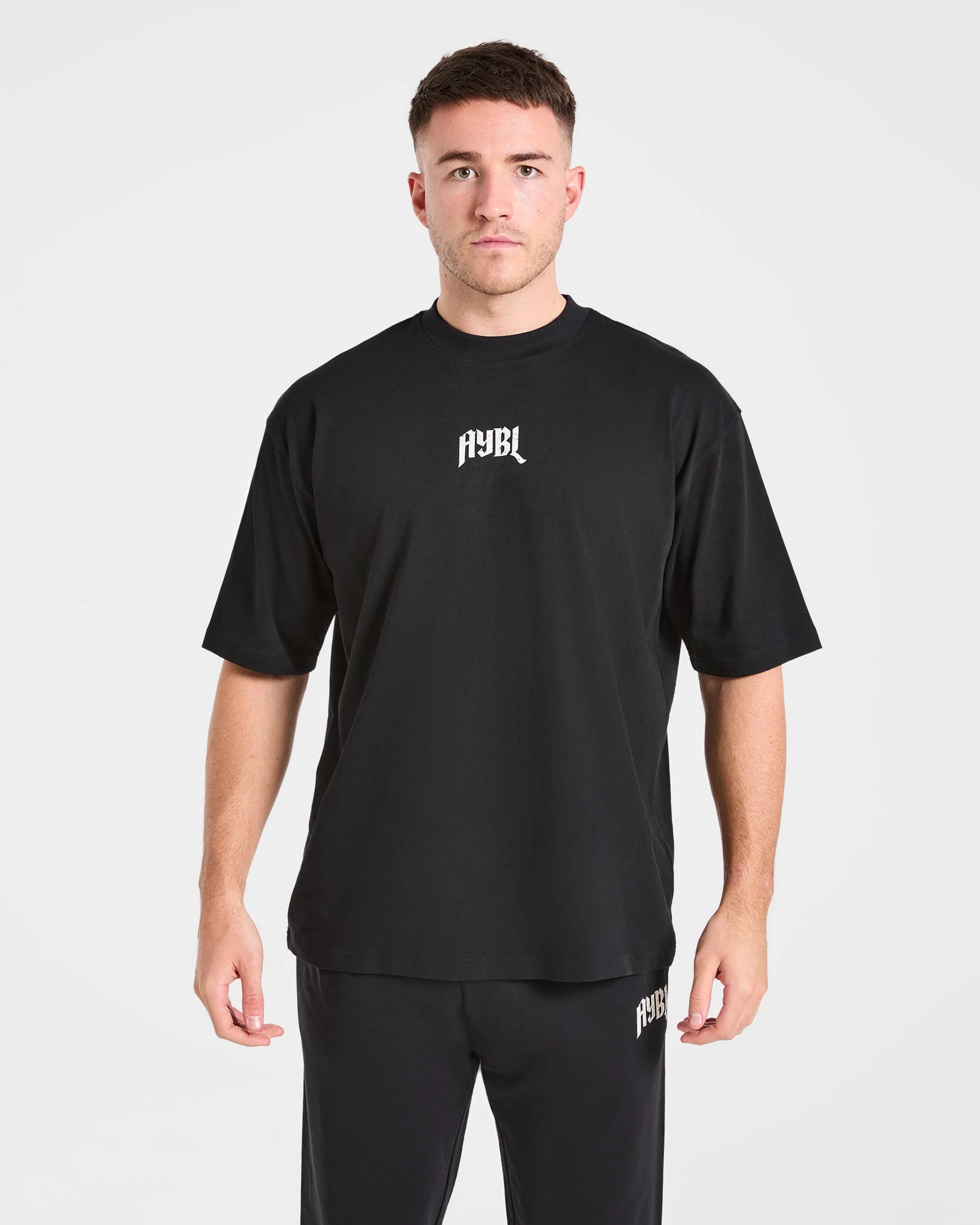 Heavy Lifting Gothic Oversized T Shirt - Noir/Off Blanc - Image 2