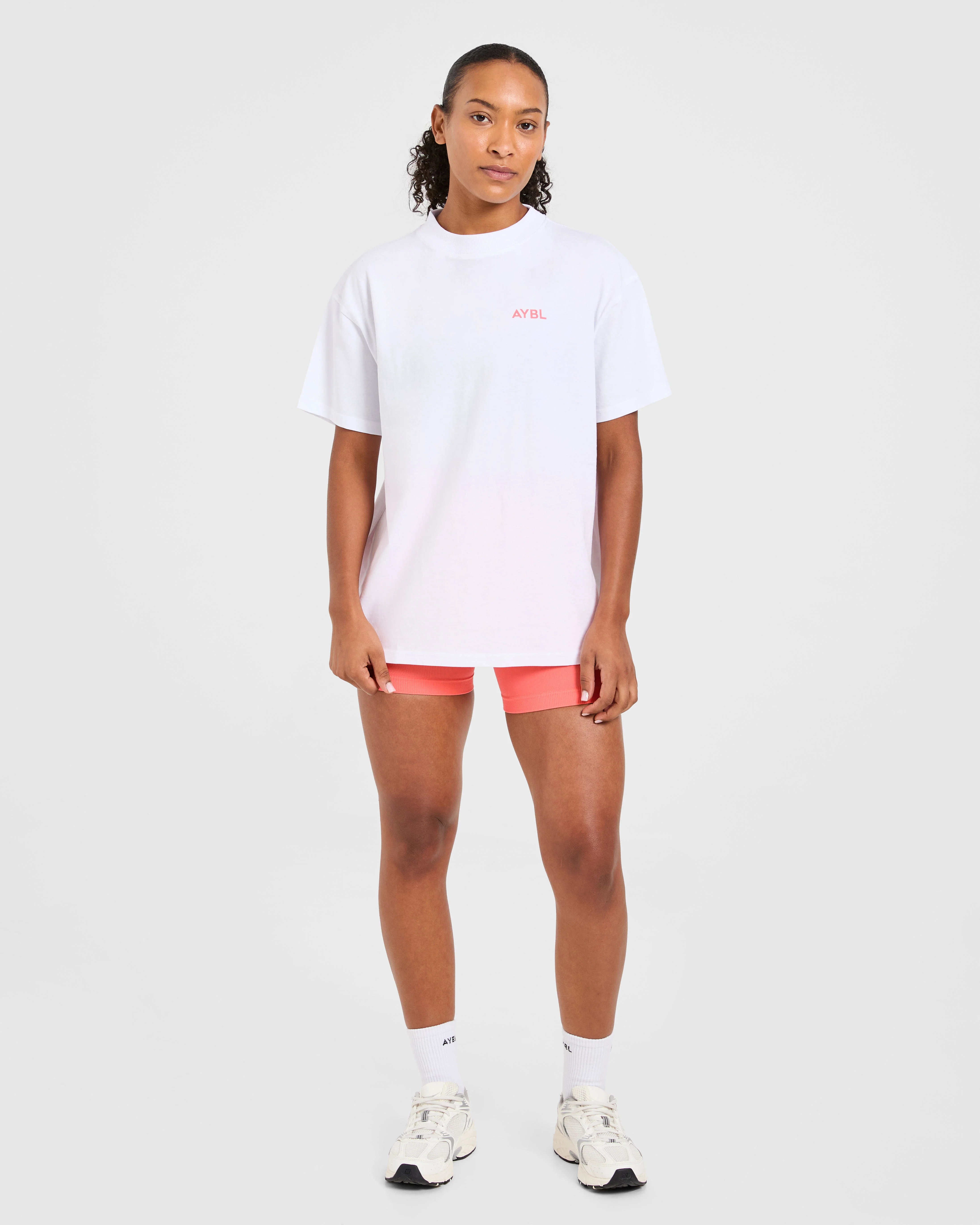 Lift Graphic Oversized T Shirt - Blanc/Coral Peach - Image 3