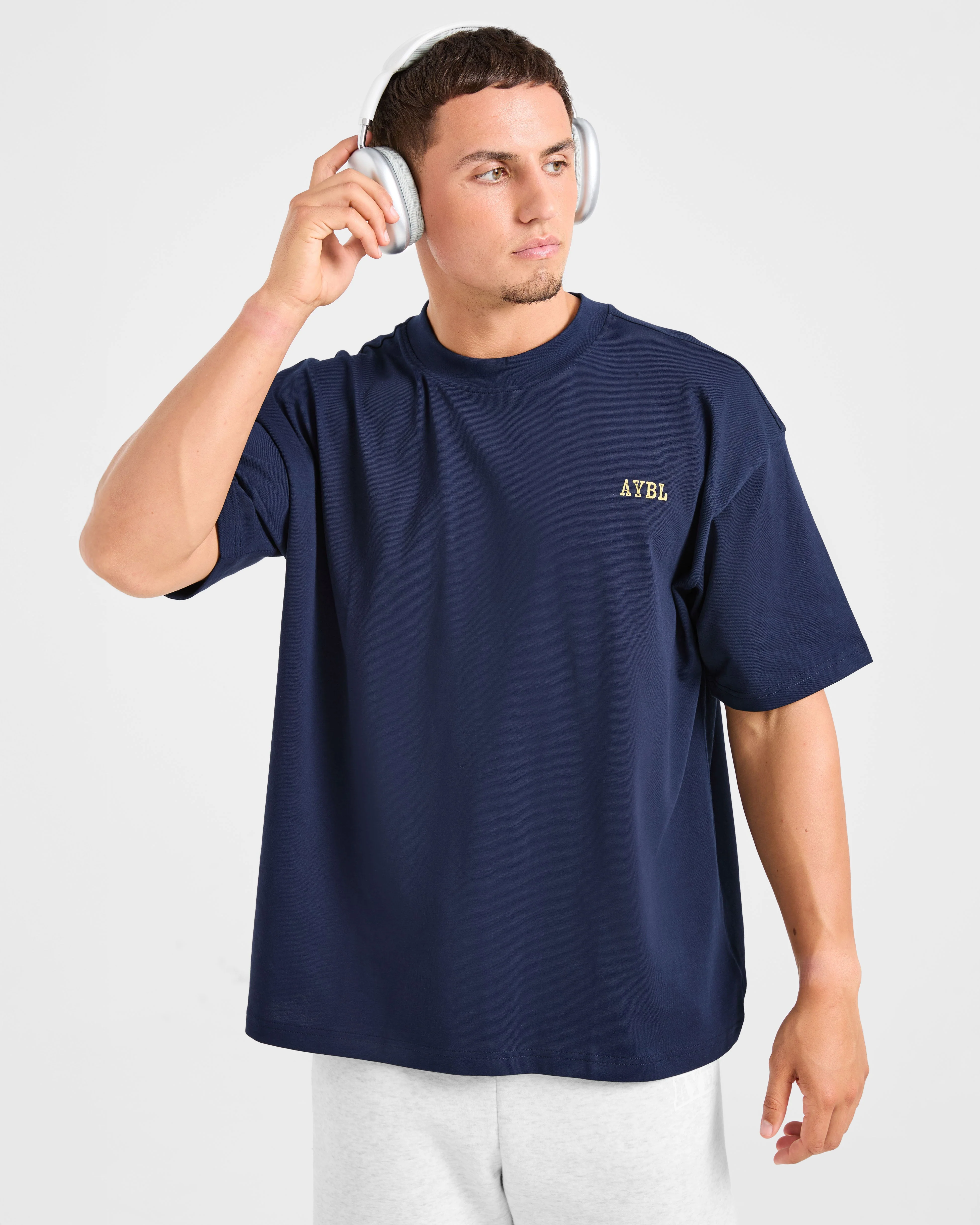 Lifting Essentials Oversized T Shirt - Navy/Jaune - Image 8