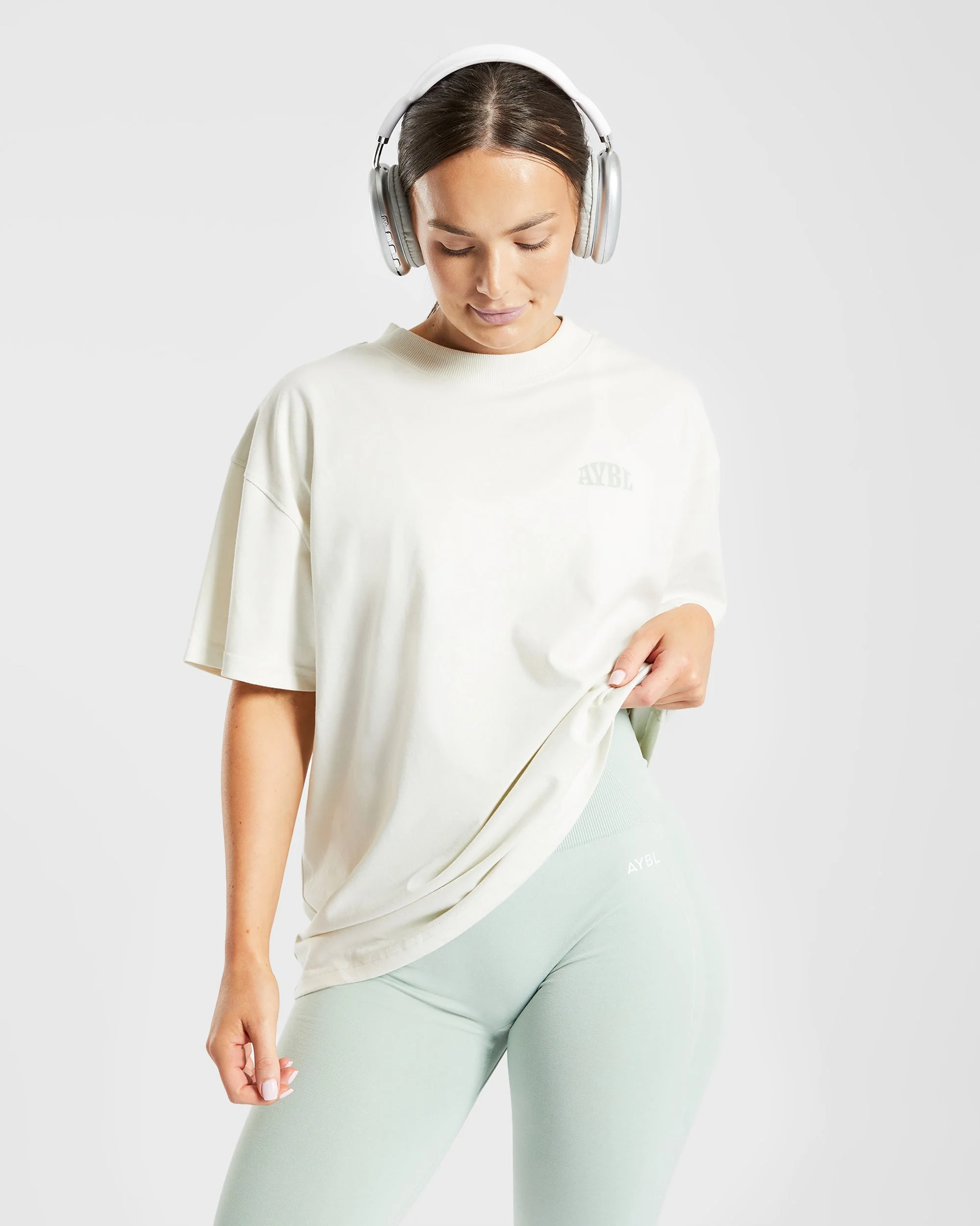 Mind Over Matter Oversized T Shirt - Beige/Vert - Image 15