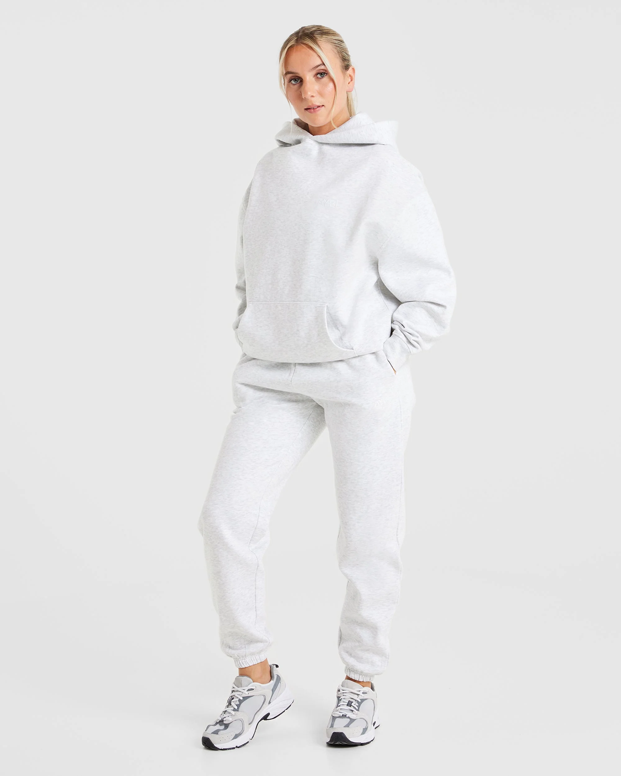 Premium Oversized Hoodie - Heather Gris - Image 3