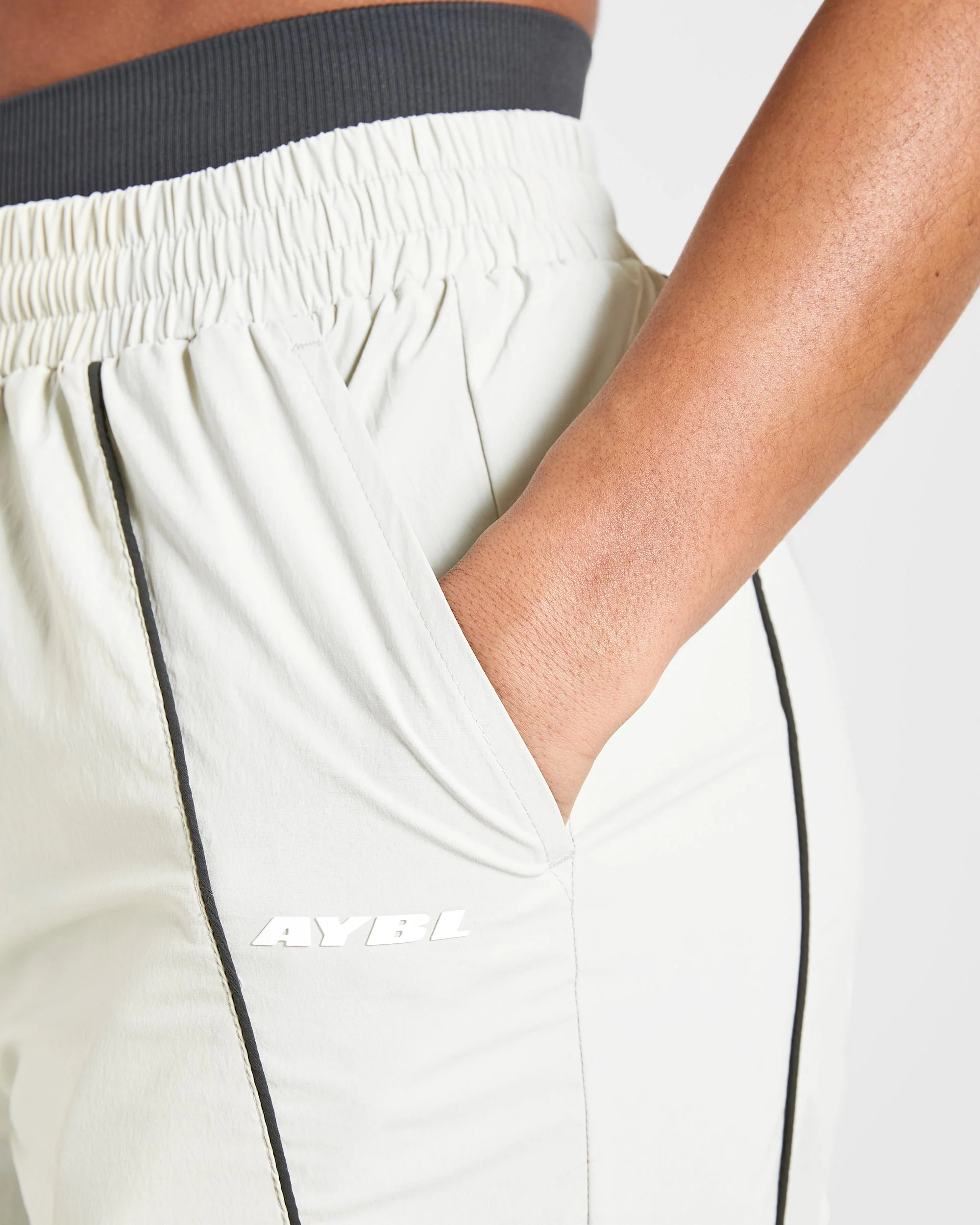 Retro Track Joggers - Off Blanc - Image 5
