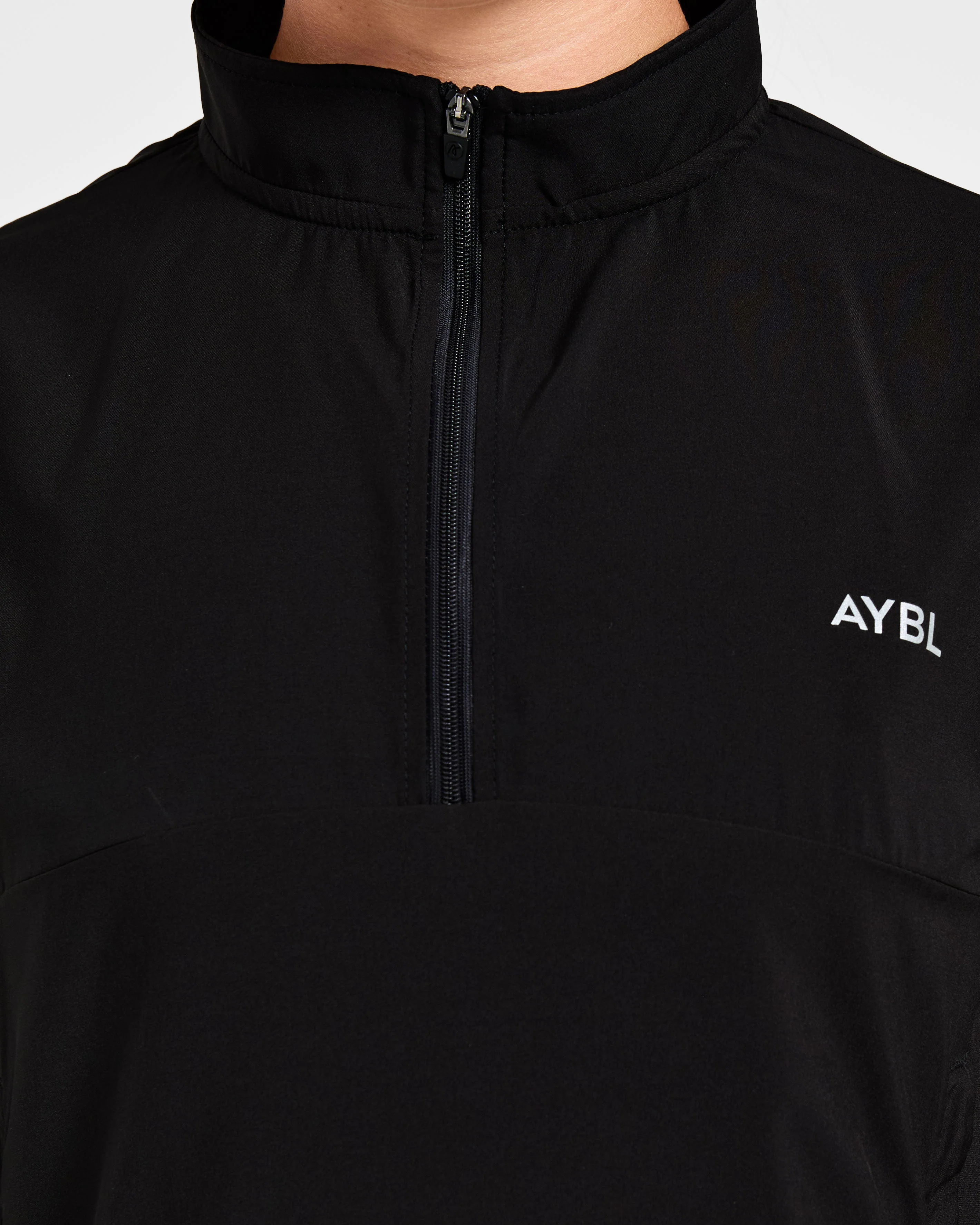 Run 1/2 Zip Jacket - Noir - Image 5