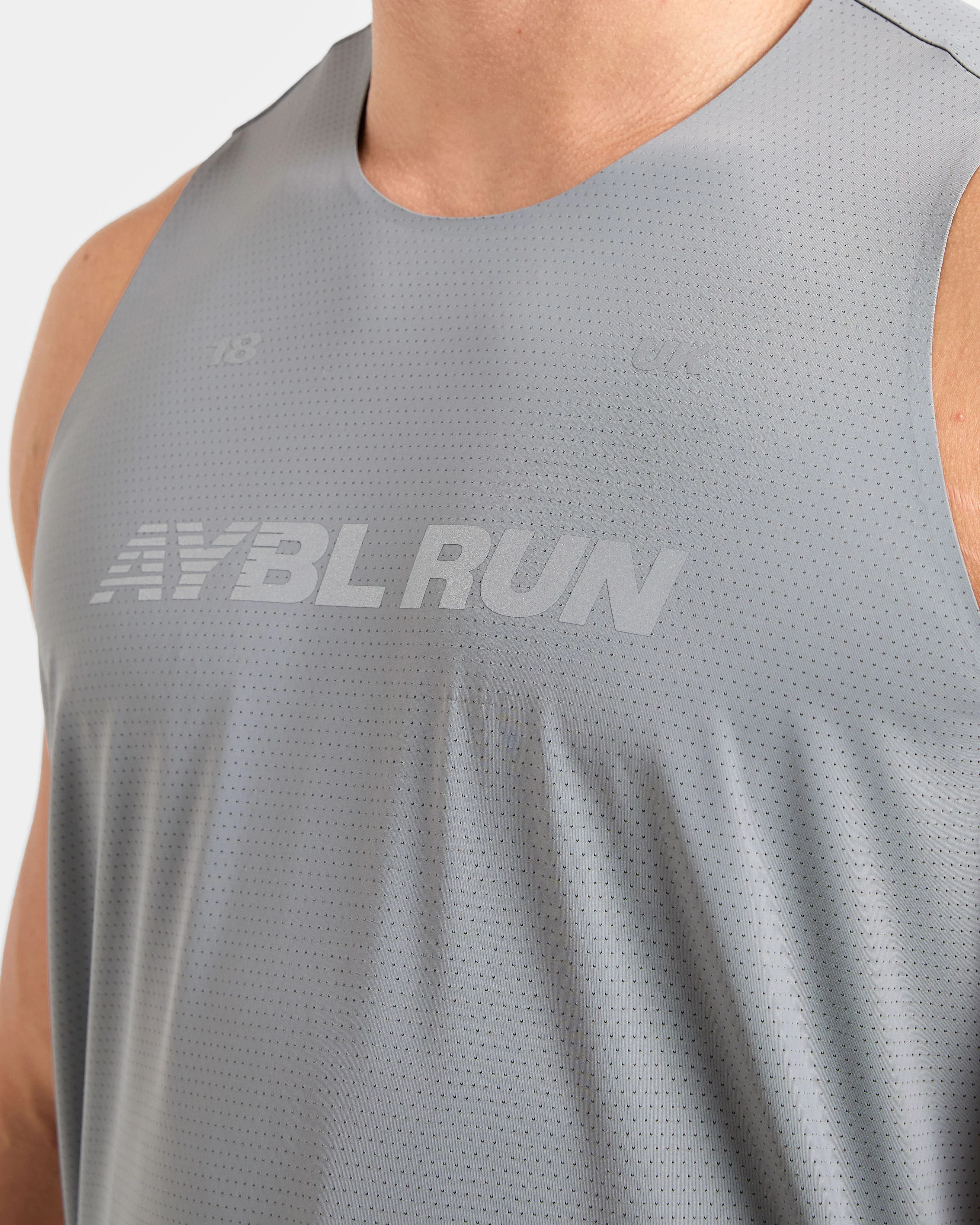 Run Loose Tank - Thunder Gris - Image 6