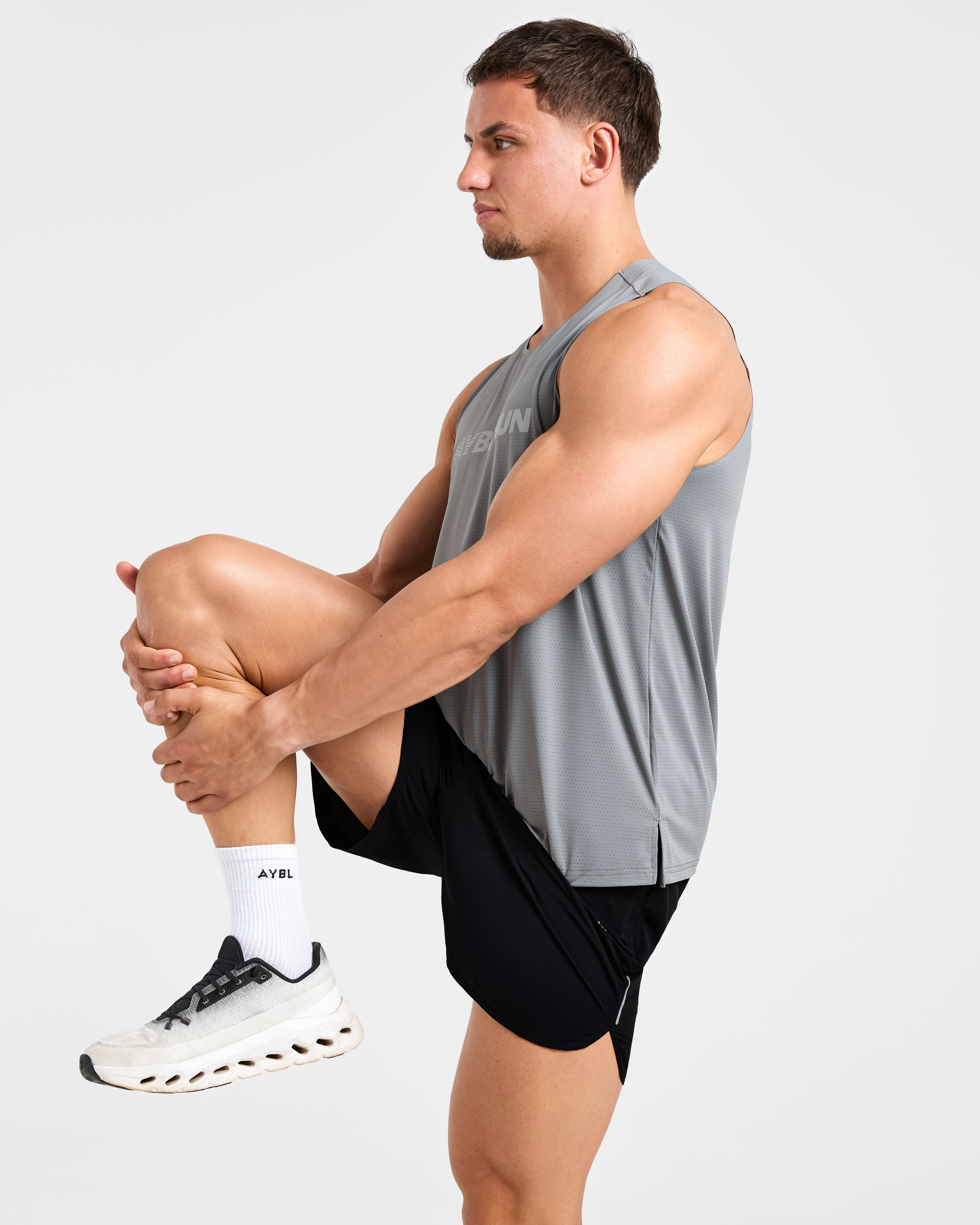 Run Loose Tank - Thunder Gris - Image 8