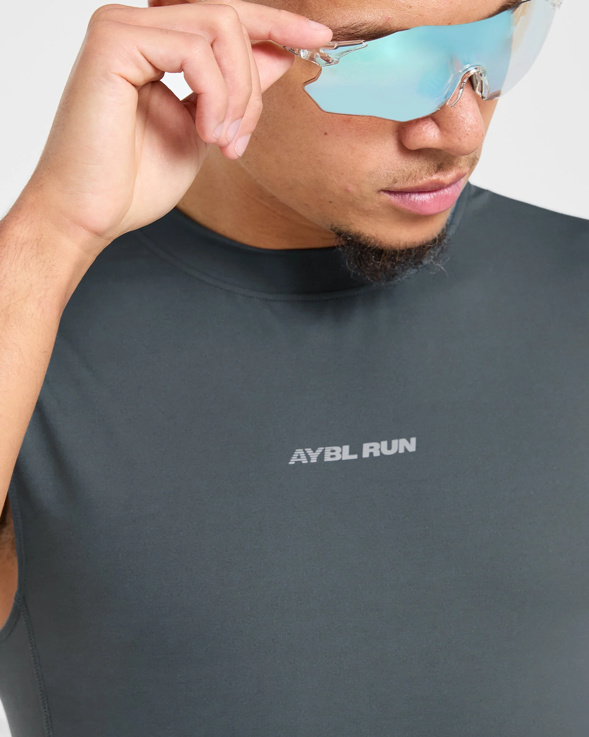 Run Slim Tank - Slate Bleu - Image 8