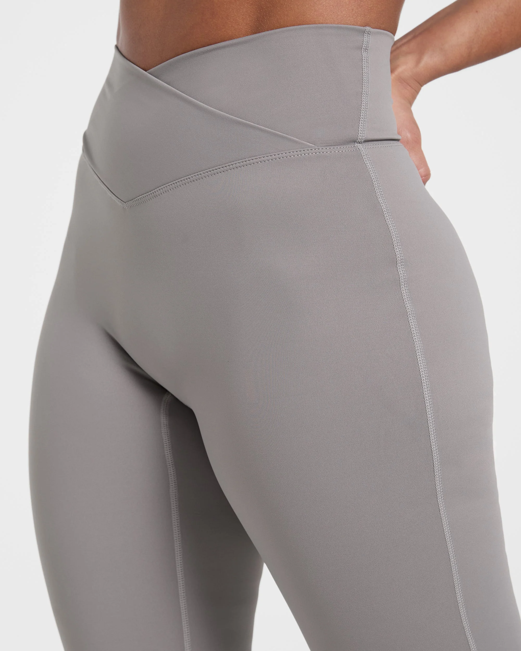Sculpt Wrap Flared Leggings - Smoke Gris - Image 5
