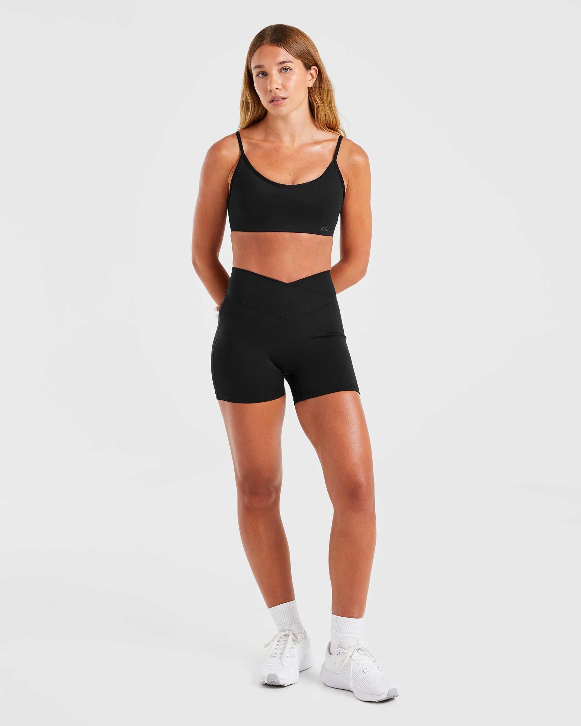 Sculpt Wrap Sports Bra - Noir - Image 3