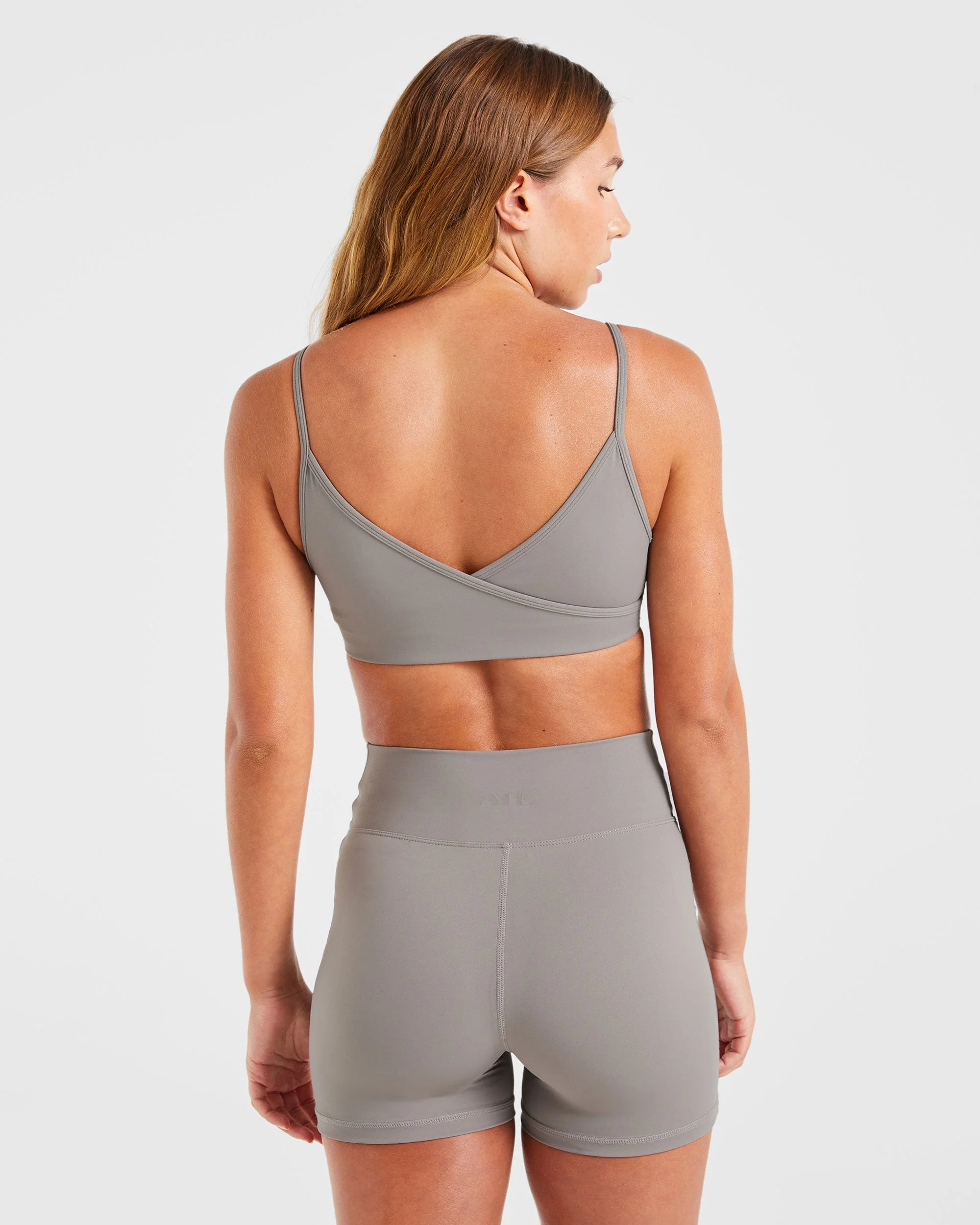 Sculpt Wrap Sports Bra - Smoke Gris - Image 2